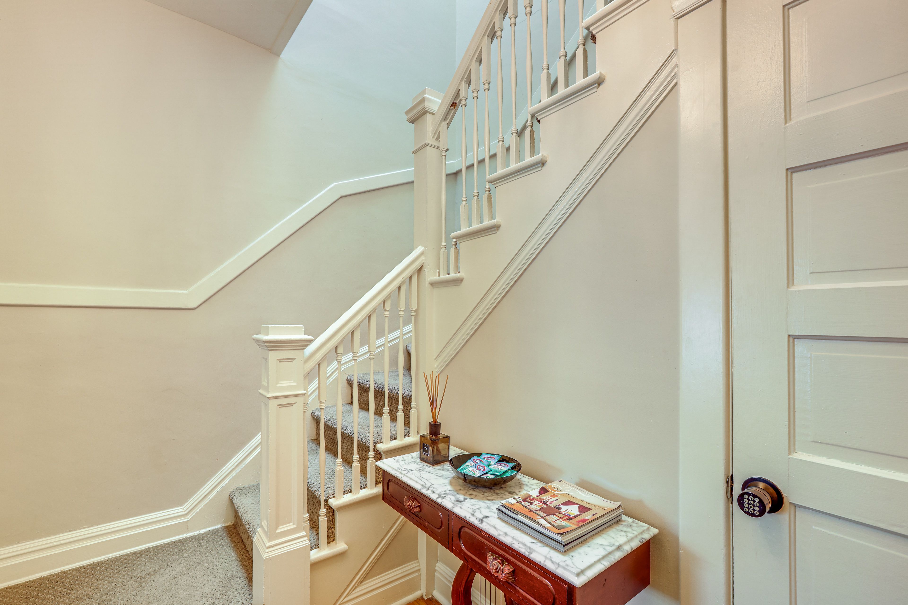 Stairs to 2nd Floor