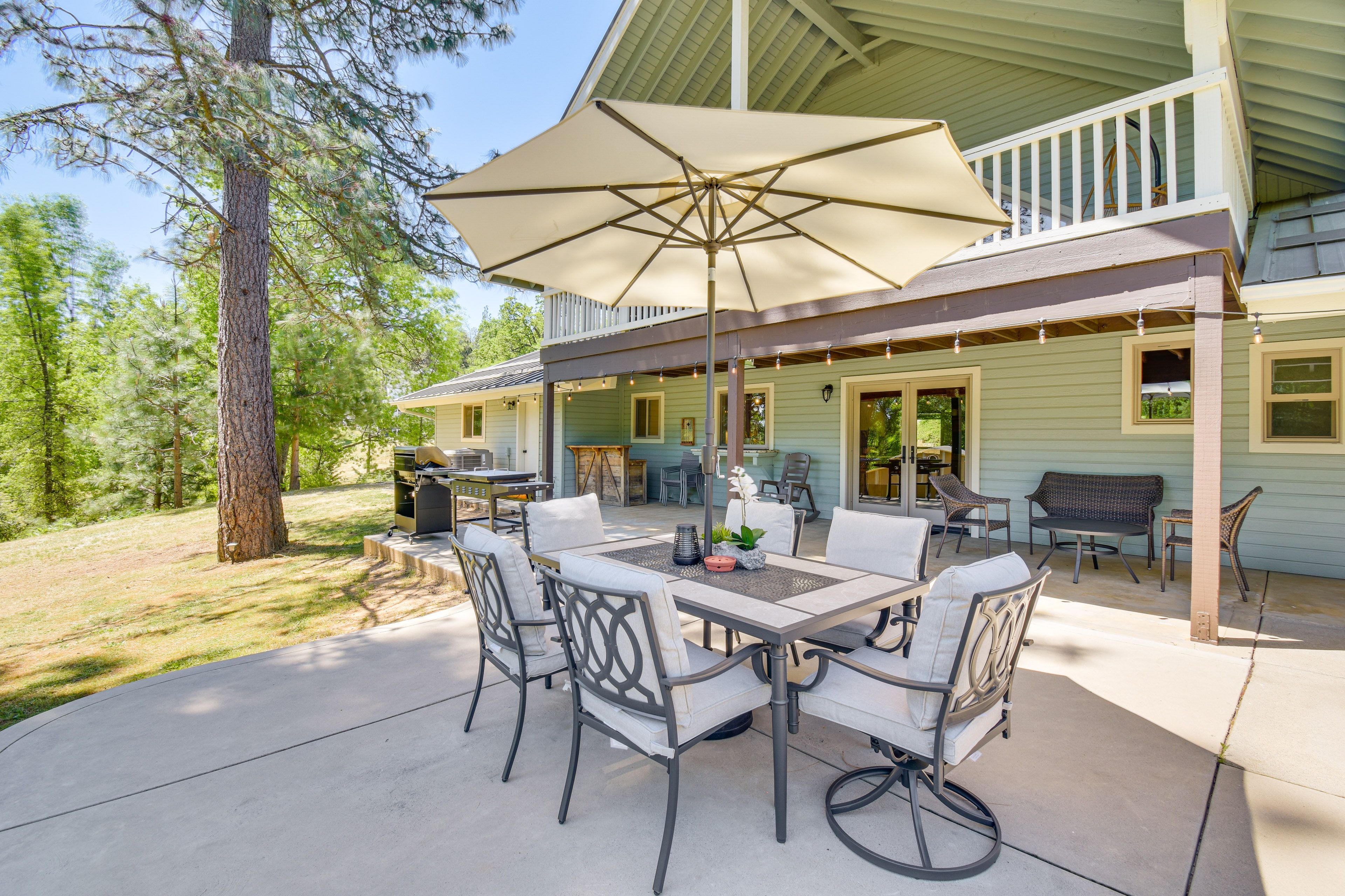 North Fork Vacation Rental | 3BR | 2BA | Step-Free Entry | 2,003 Sq Ft
