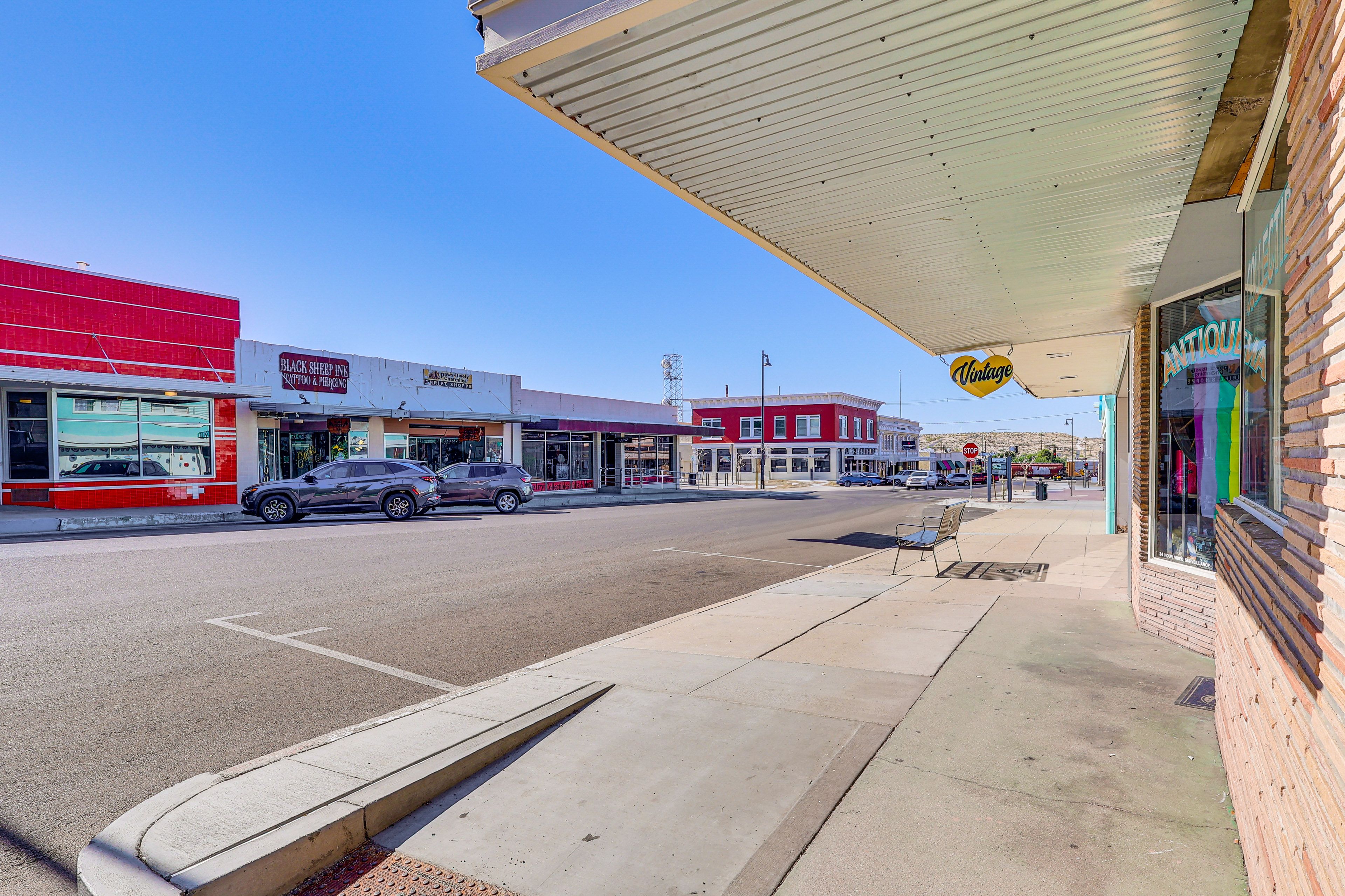 Walkable Downtown Location