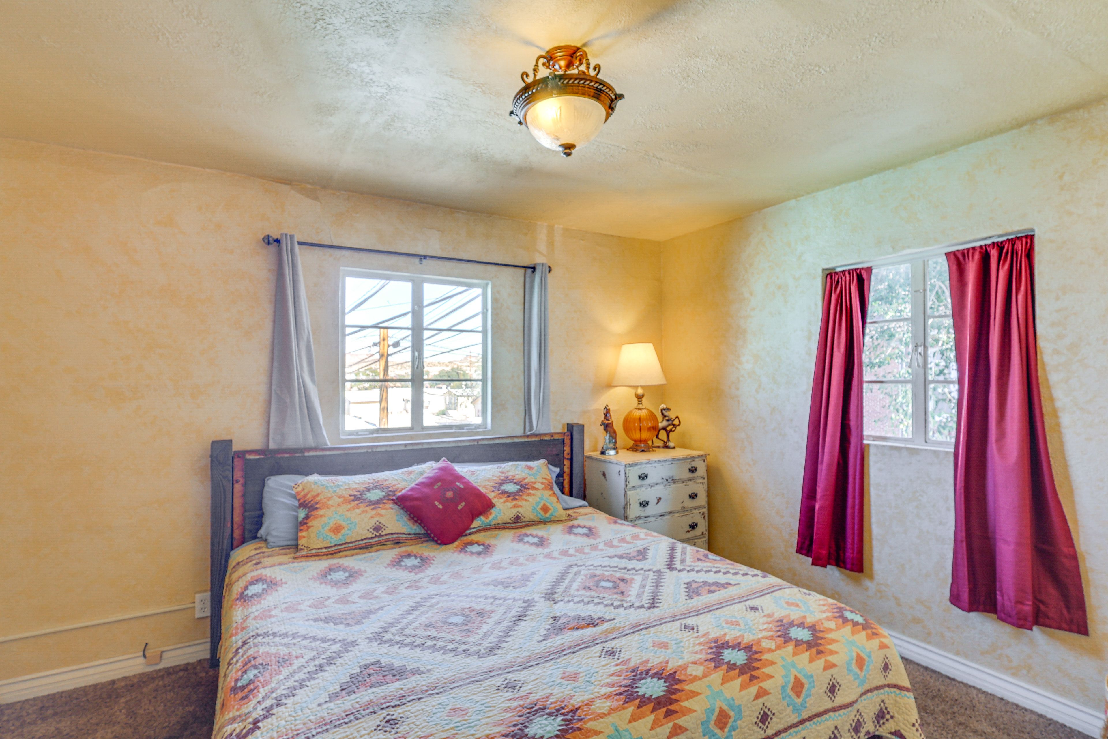 Bedroom 1 | King Bed | En-Suite Bathroom