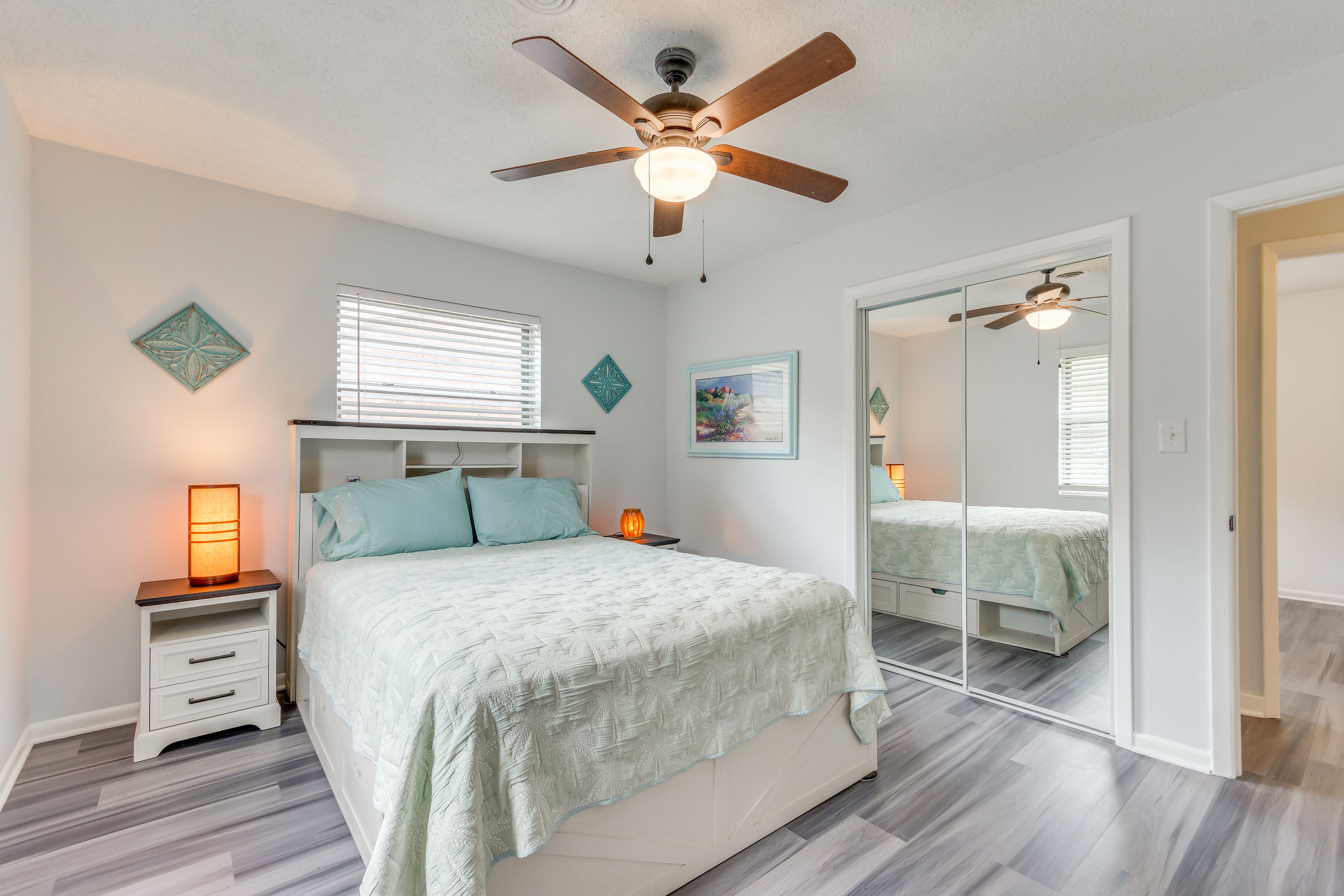 Bedroom 2 | Queen Bed | Ceiling Fan