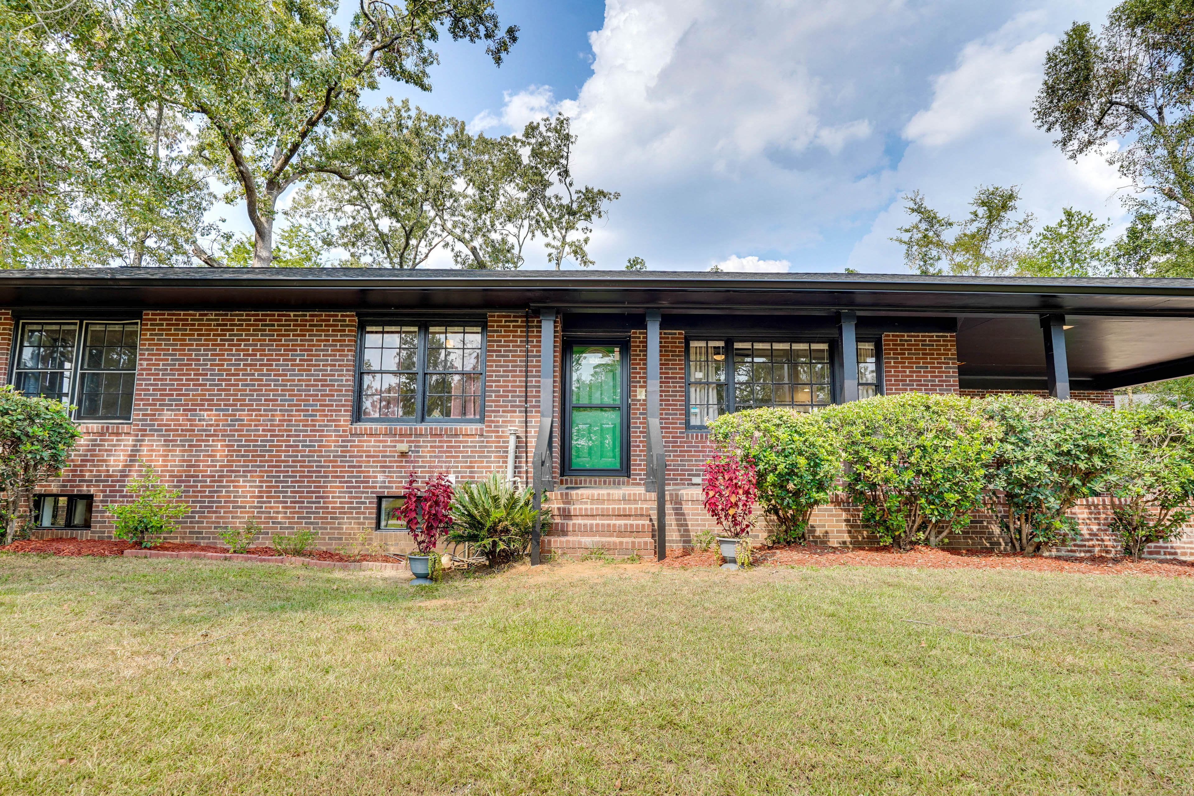 Property Exterior | Fenced-In Yard | Blackstone Grill