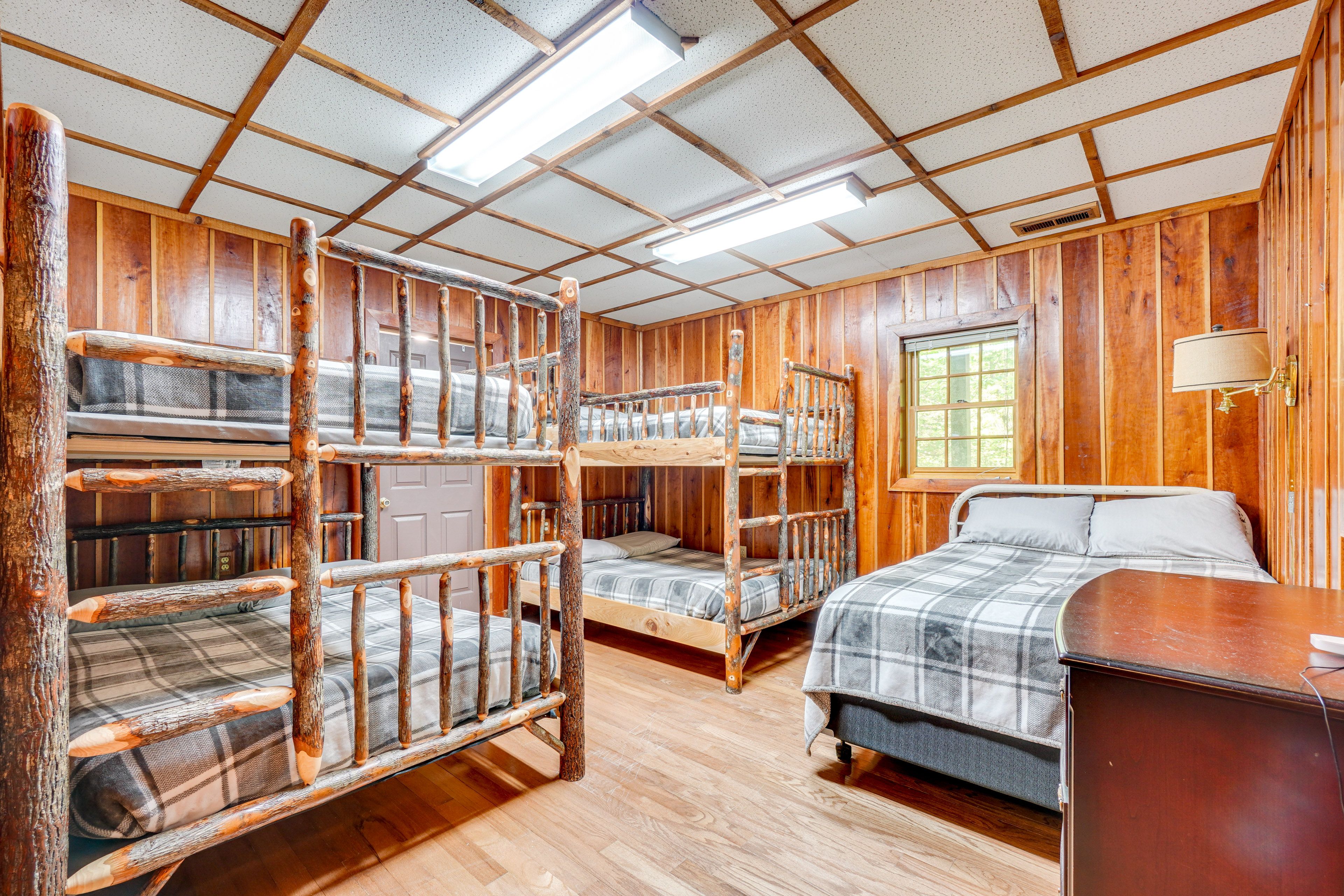 Bedroom 3 | Basement | Full Bed | 2 Full Bunk Beds