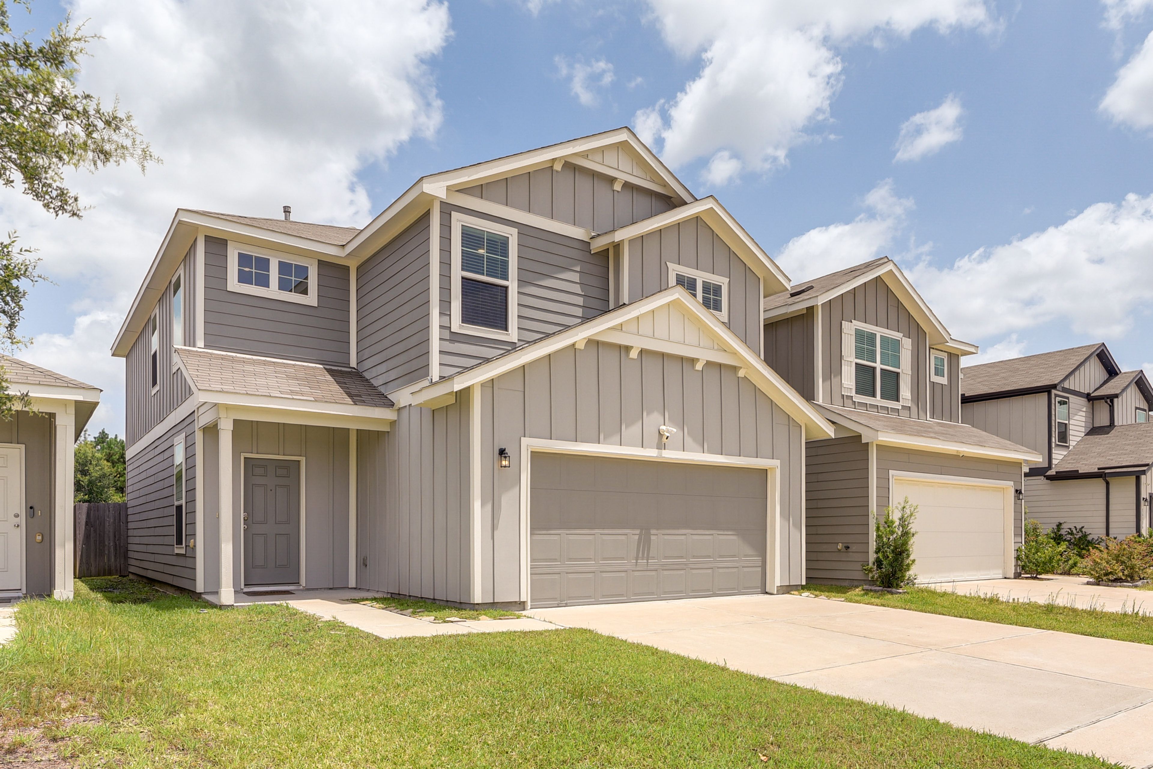 Houston Vacation Rental | 3BR | 2.5BA | 1 Step to Enter | 1,830 Sq Ft