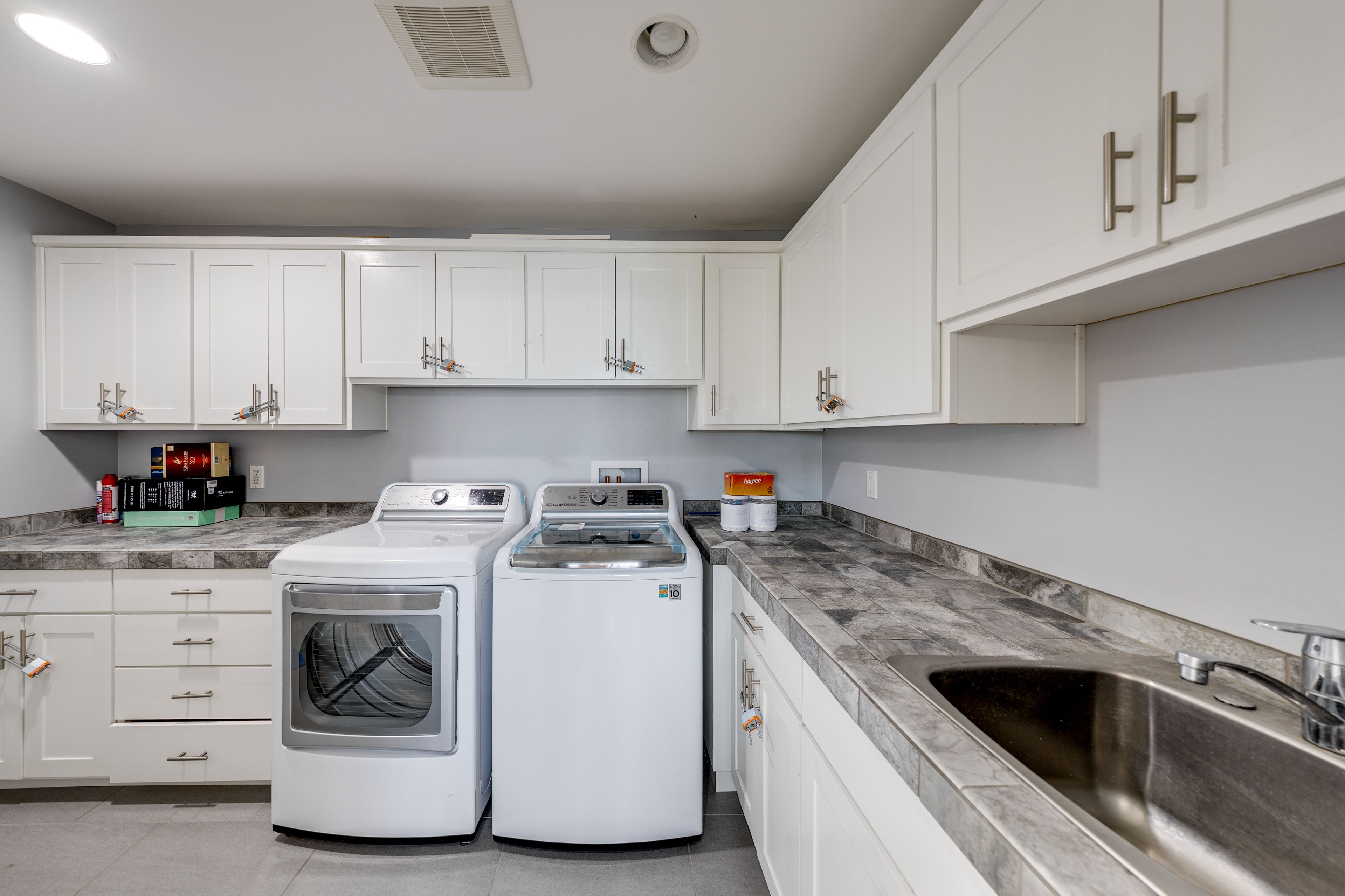 Laundry Room | 2nd Floor
