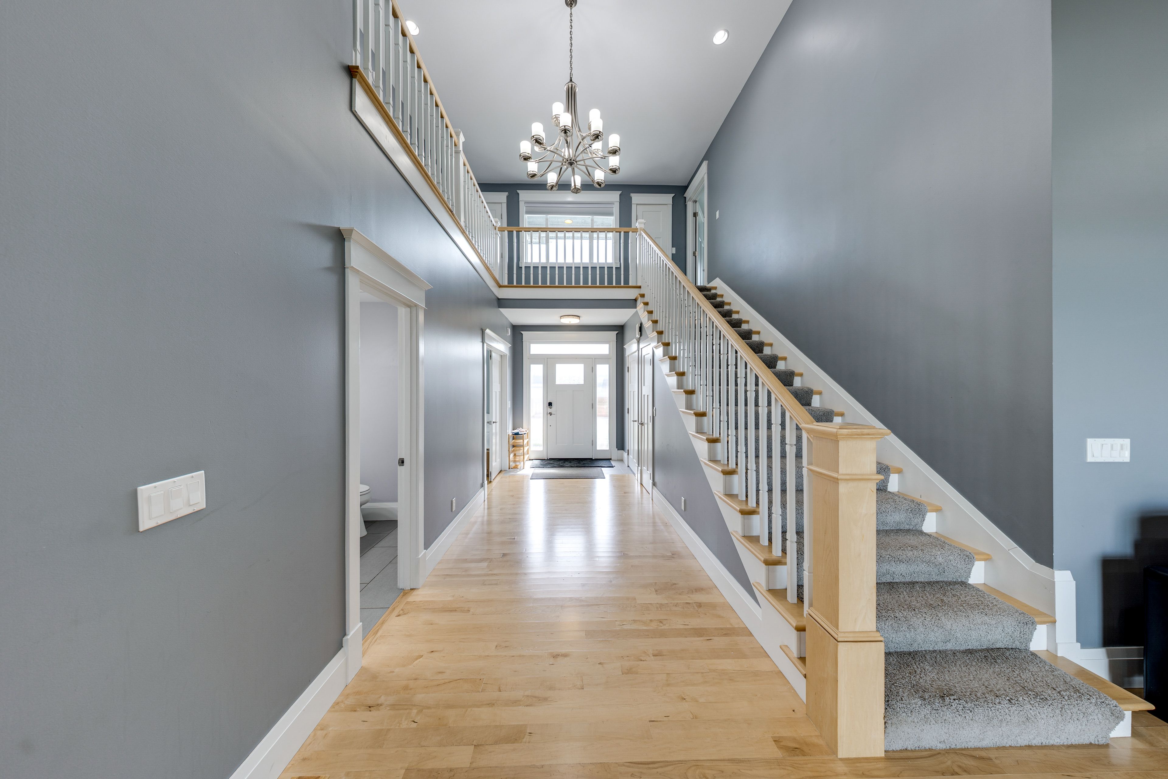 Stairs to 2nd Floor