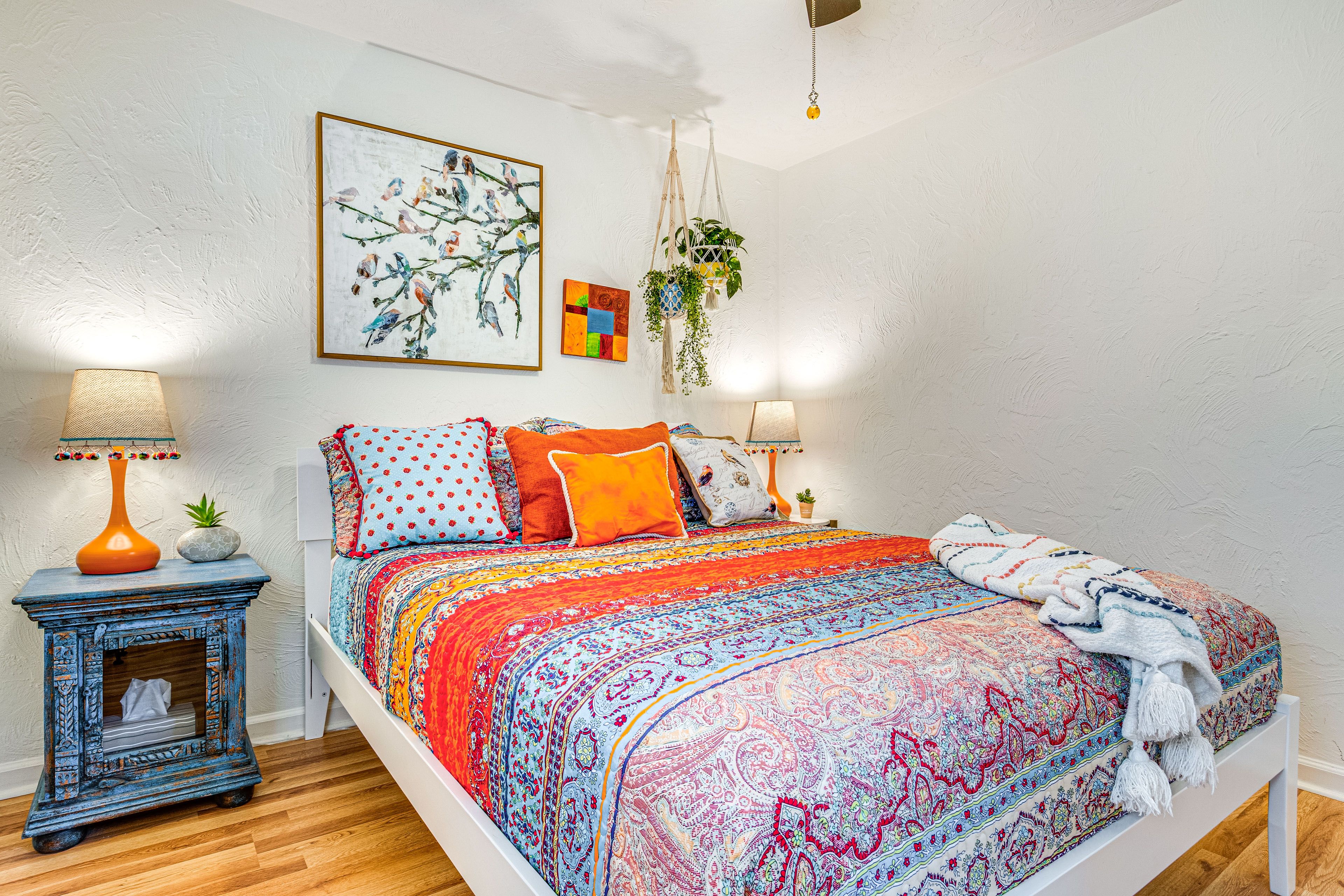 Bedroom 1 | 1st Floor | Queen Bed | Linens Provided