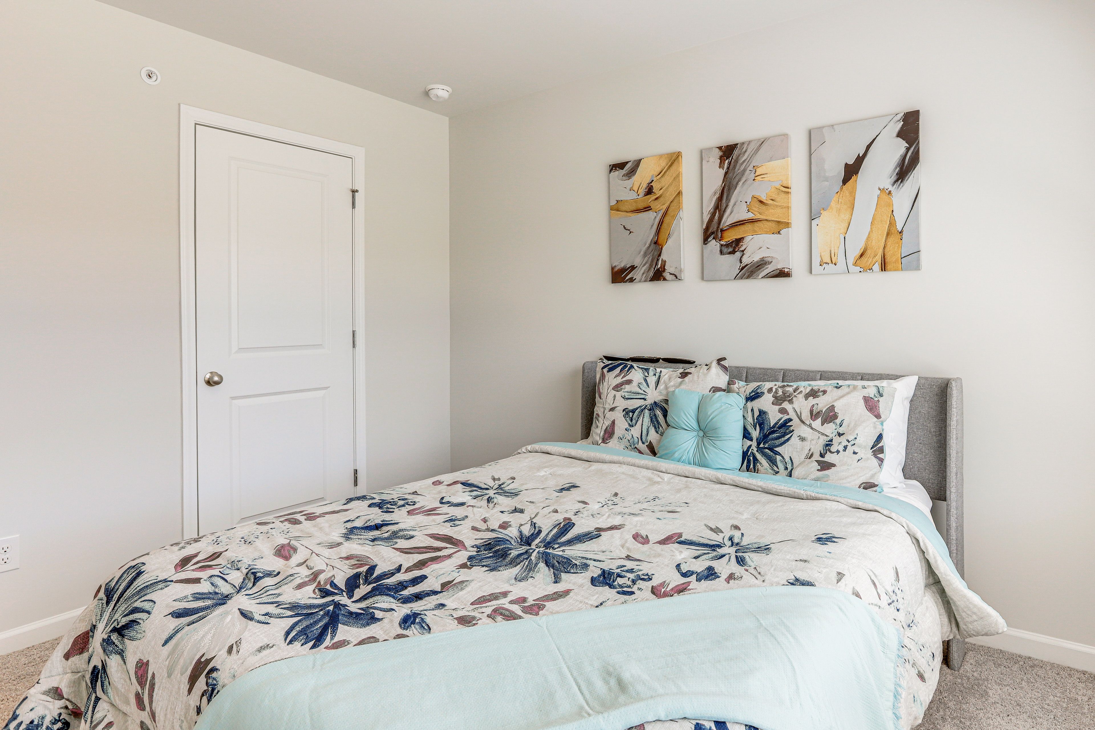 Bedroom 3 | Full Bed | 2nd Floor