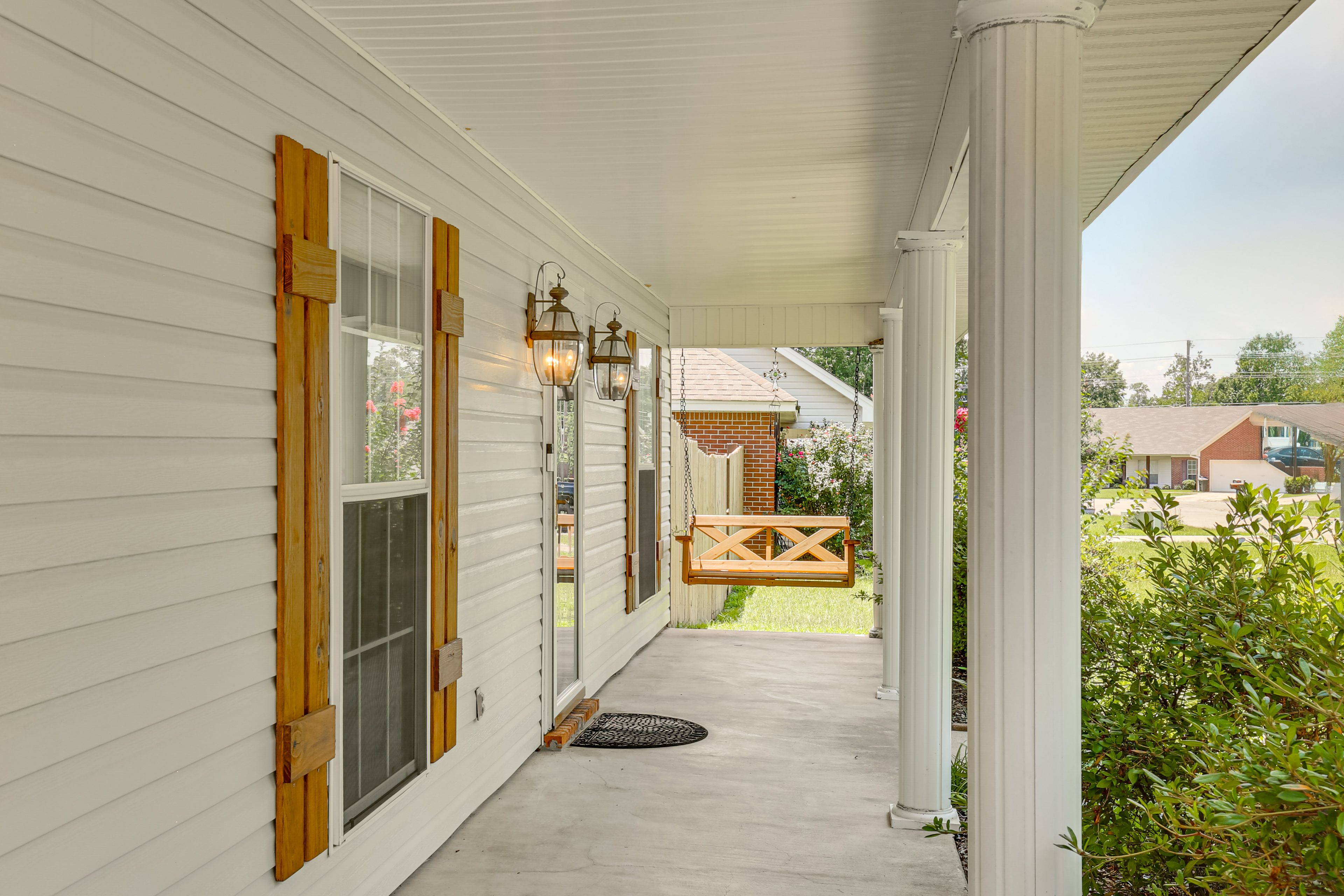 House Exterior | Covered Porch | Keyless Entry