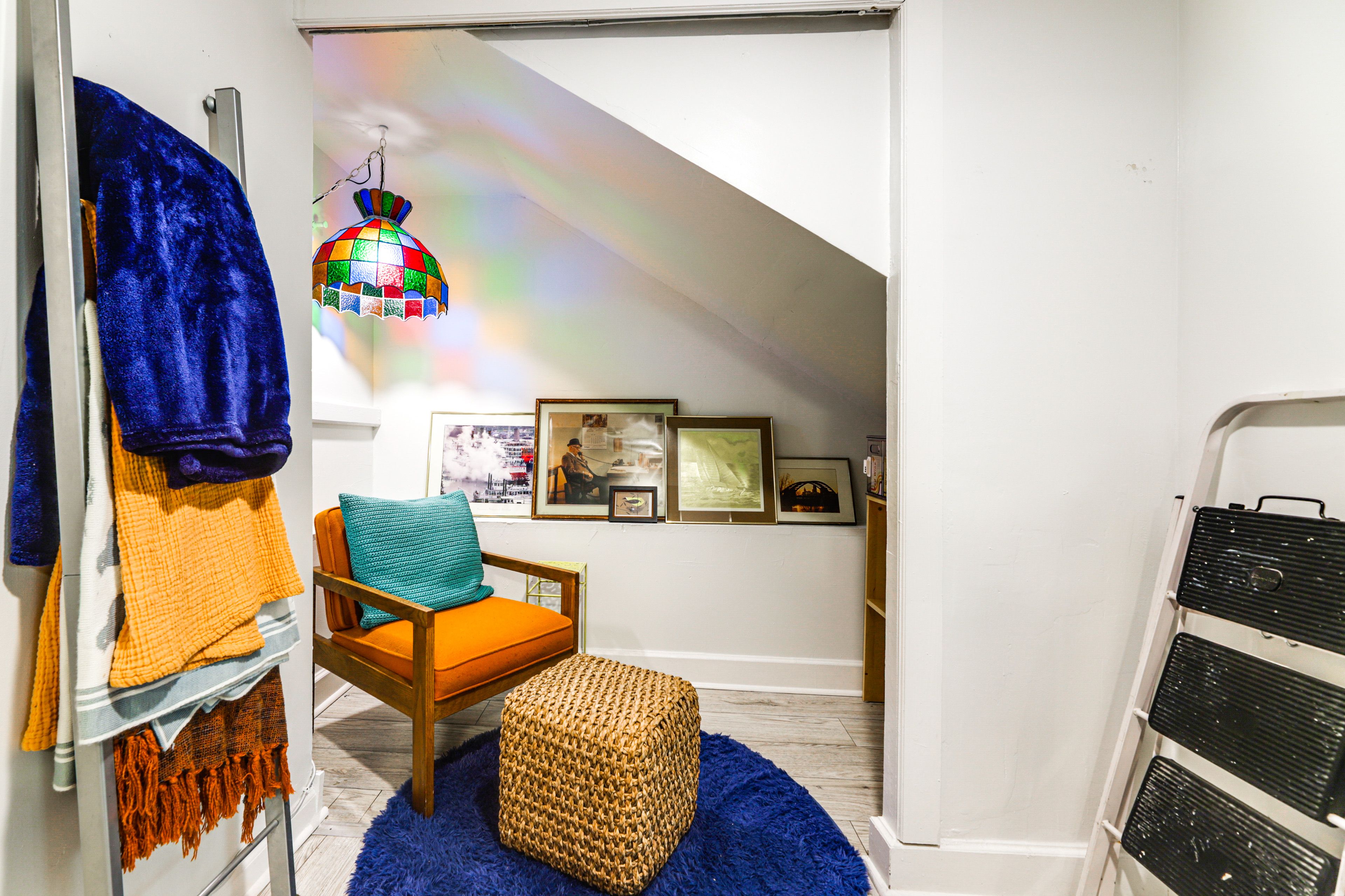 Reading Nook | 1st Floor