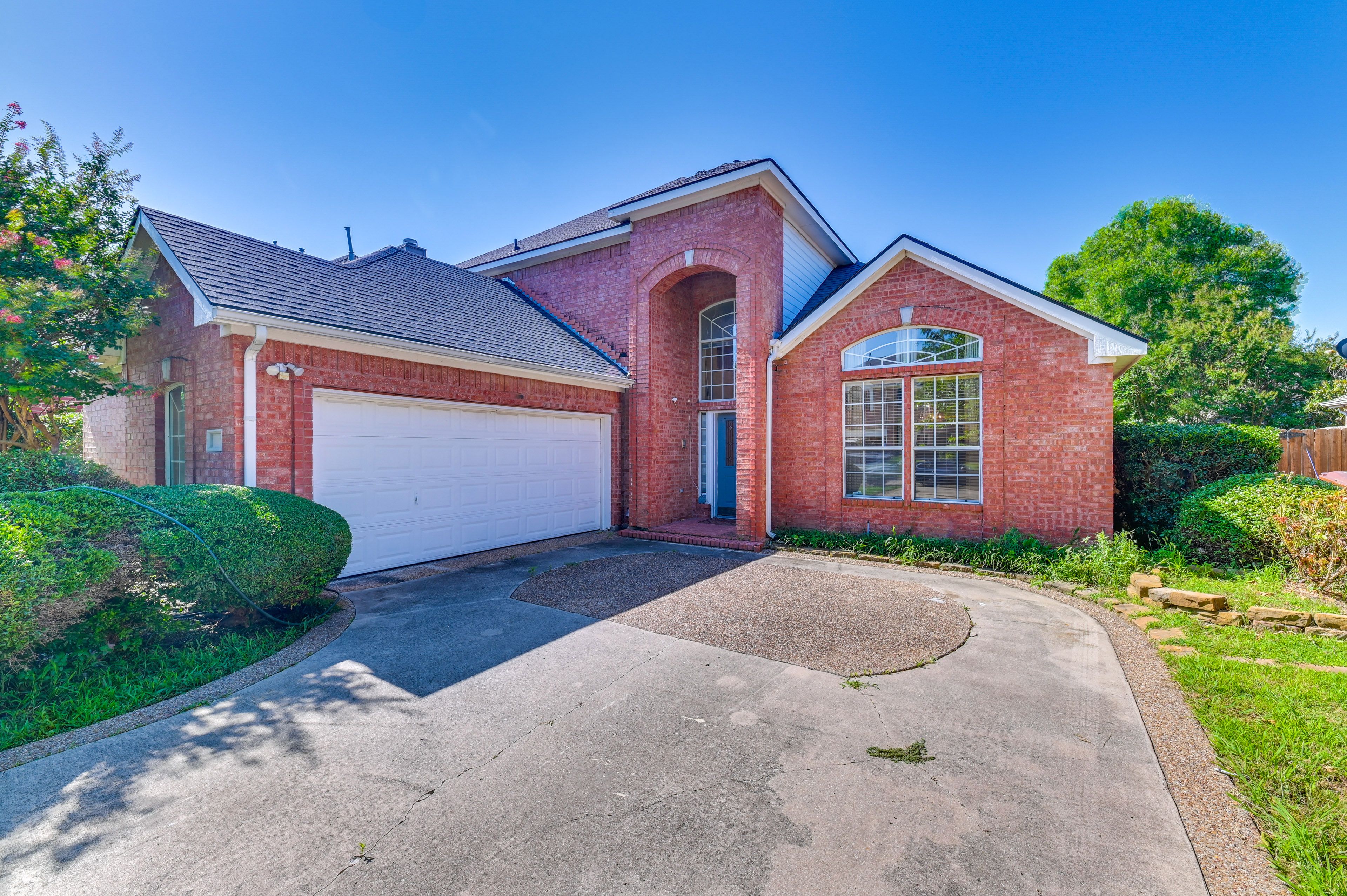 Plano Vacation Rental | 2BR | 2BA | 2,000 Sq Ft | 1 Step Required