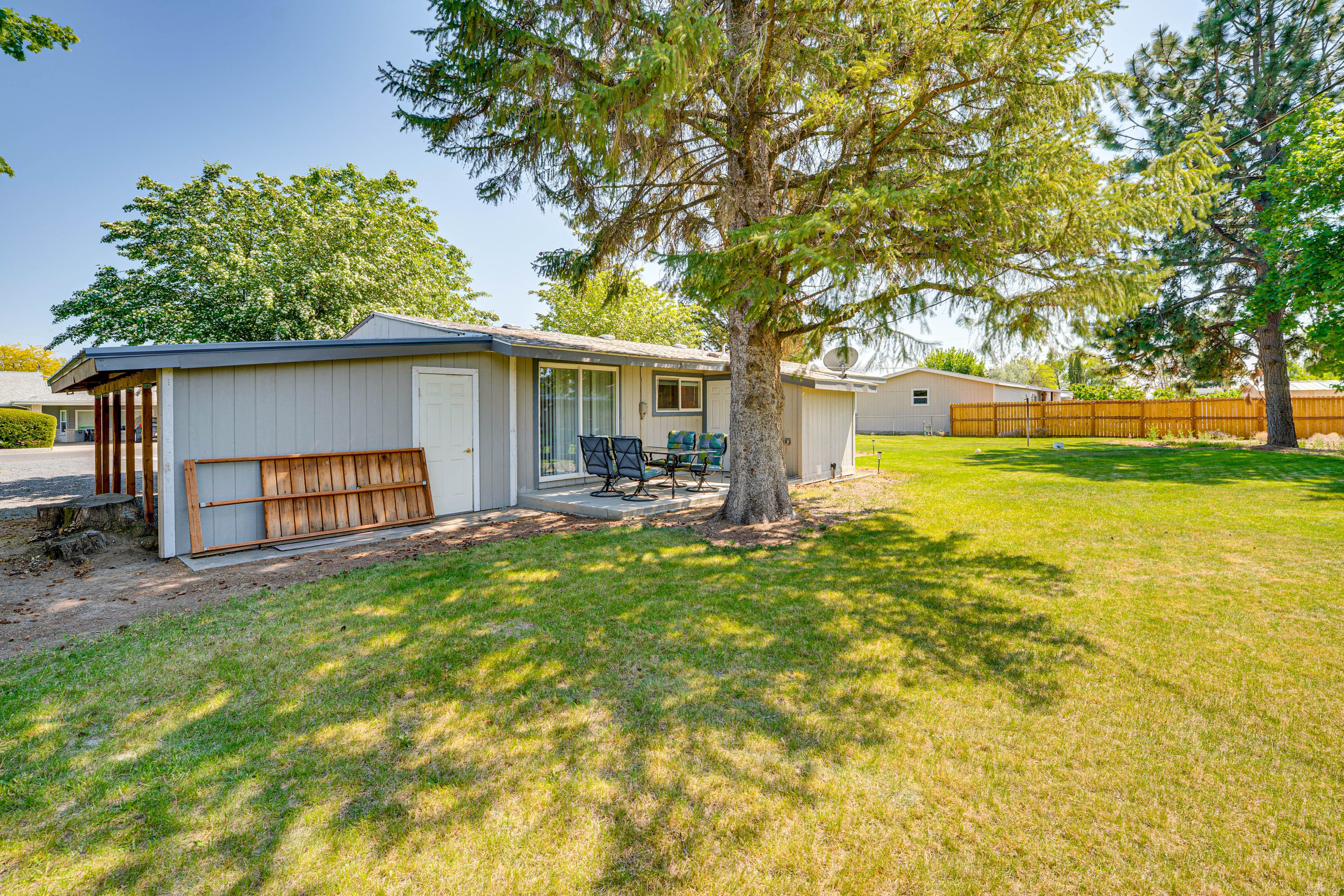 House Exterior | Private Backyard