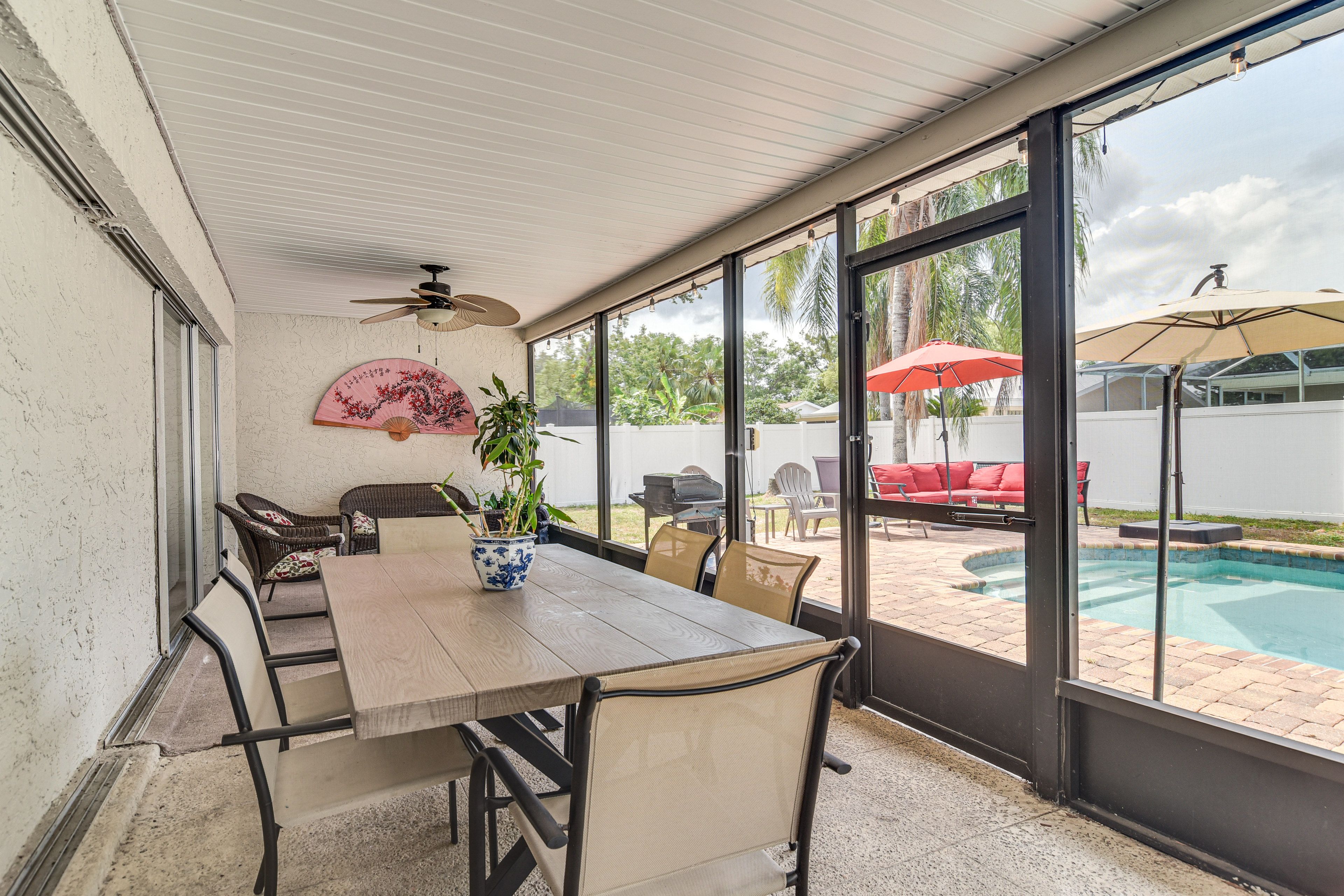 Screened Porch | Grill | Fire Table | Single-Story Home