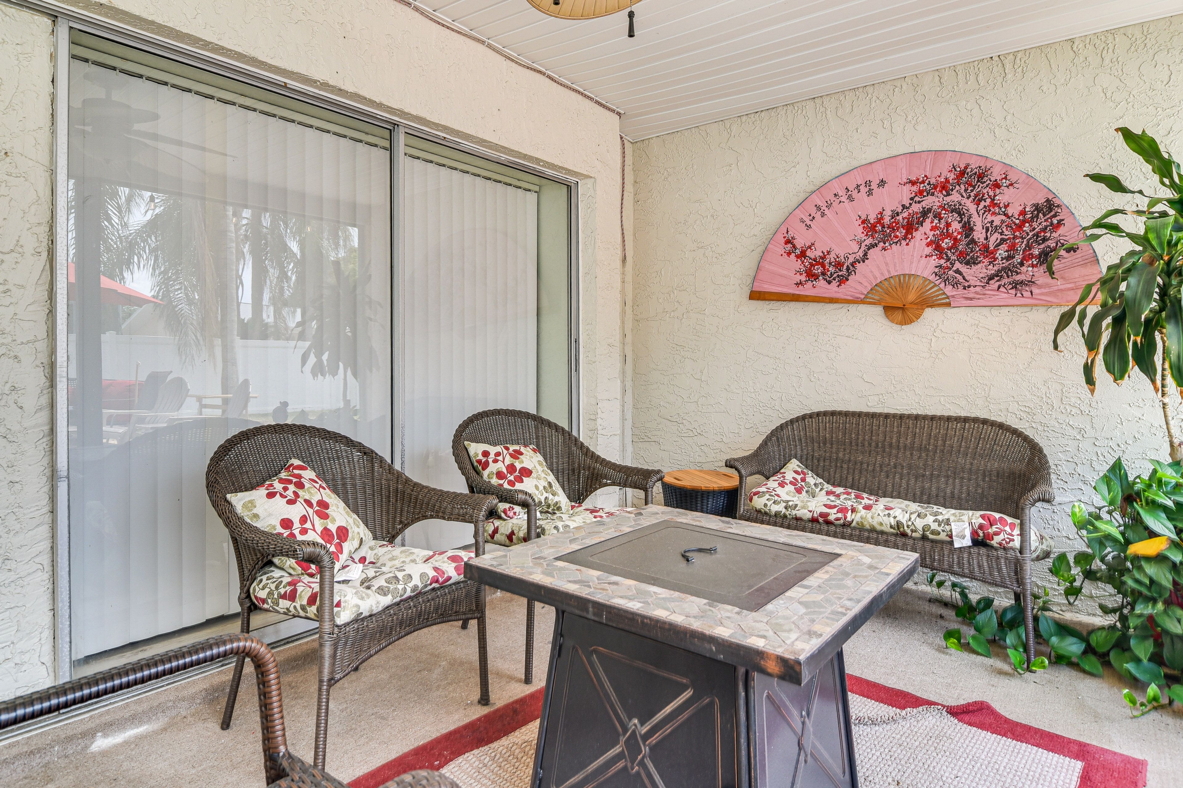 Screened Porch