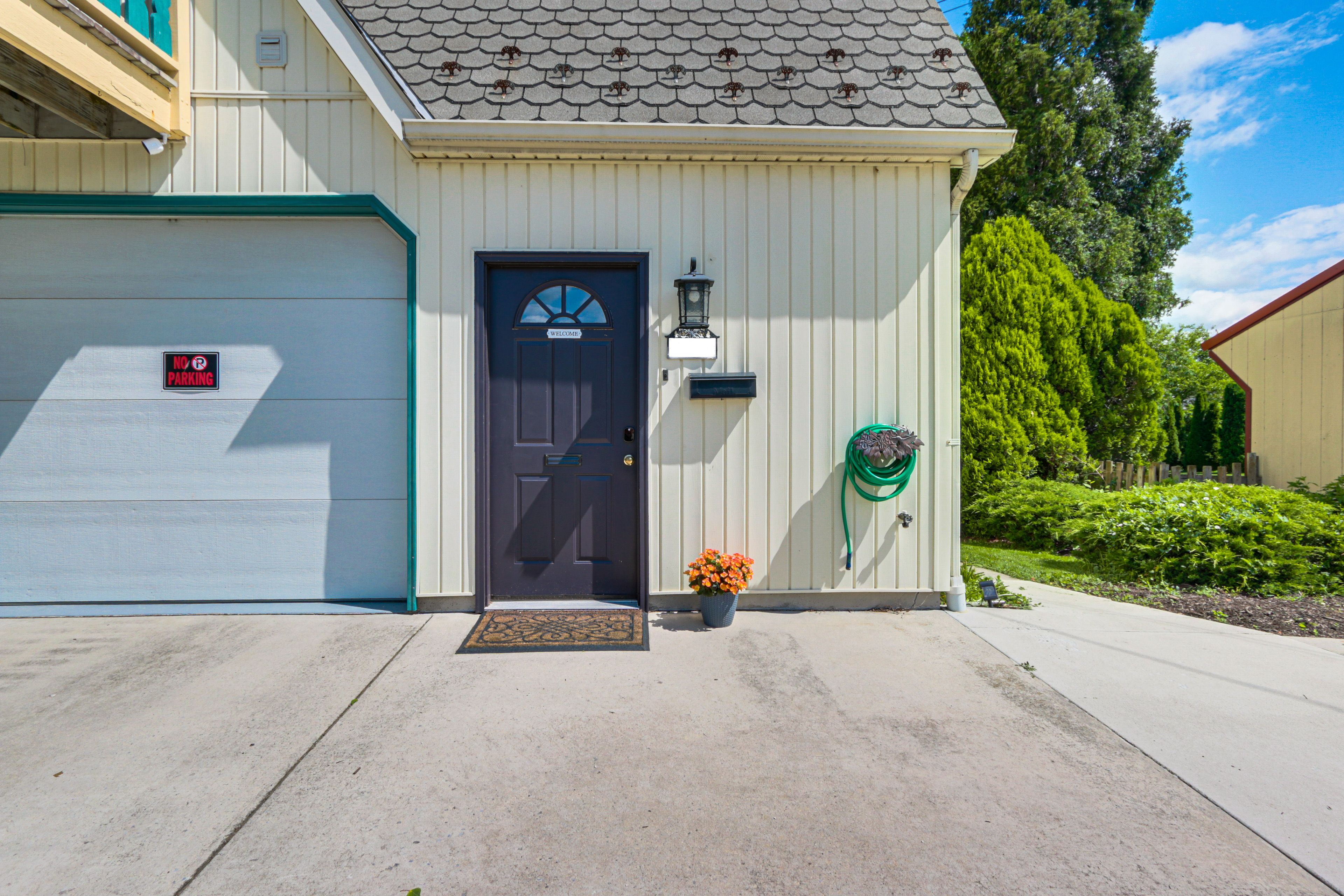Apartment Exterior | Keyless Entry
