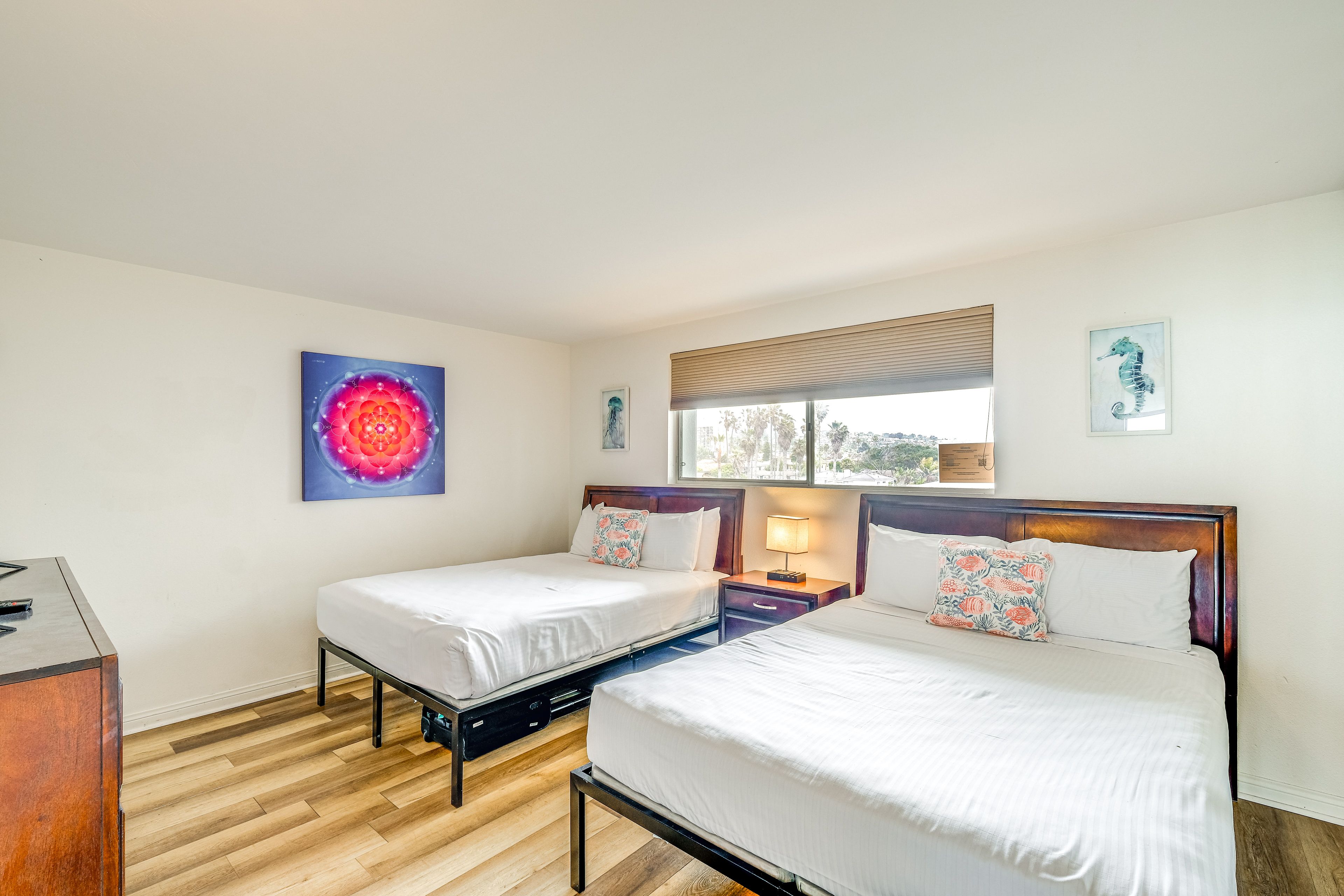 Bedroom | 2 Queen Beds | TV