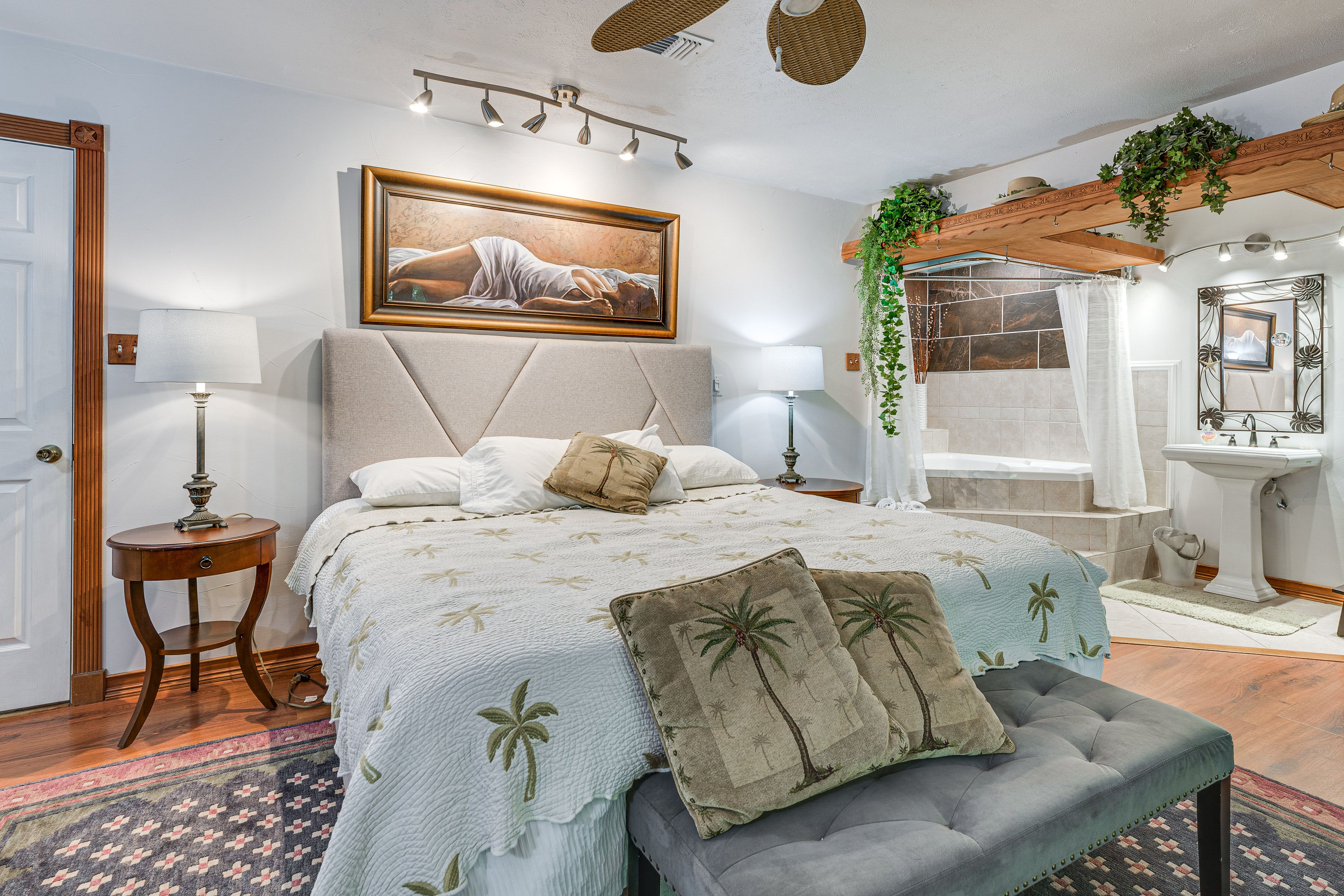 Bedroom 1 | 1st Floor | King Bed | Linens Provided | Bathtub | Sink