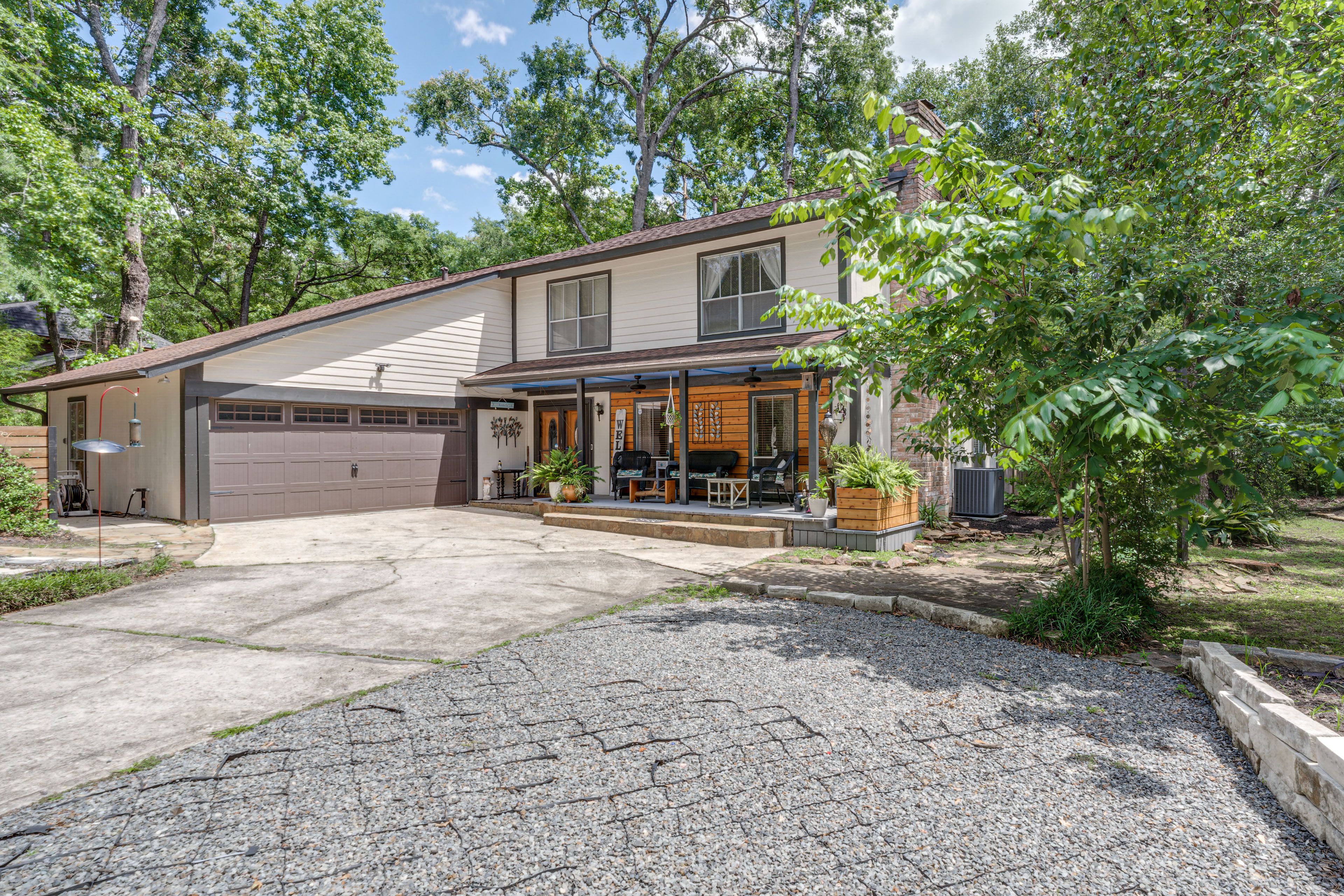 Spring Vacation Rental | 4BR | 1.5BA | 2,000 Sq Ft | Stairs to Access