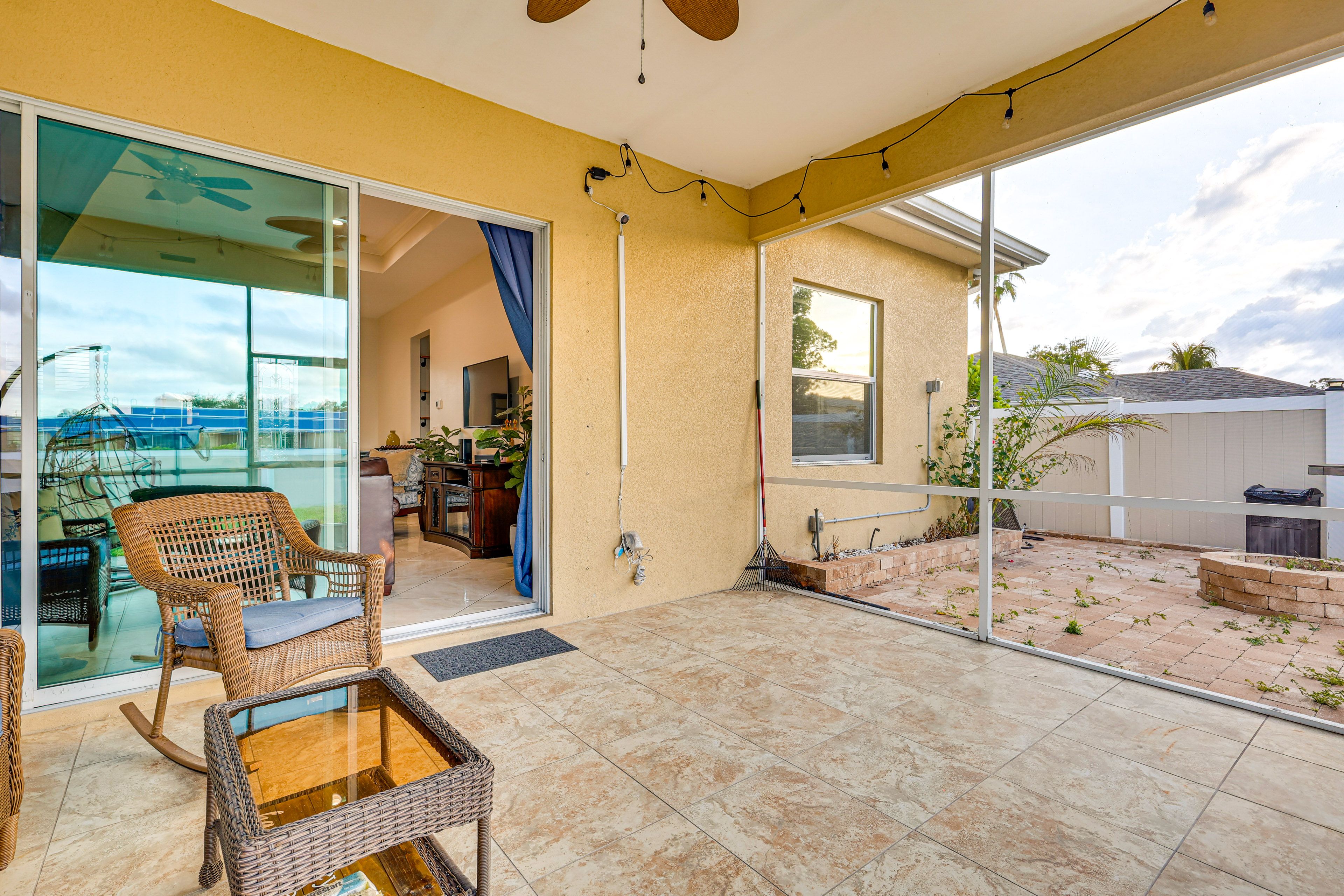 Screened-In Patio