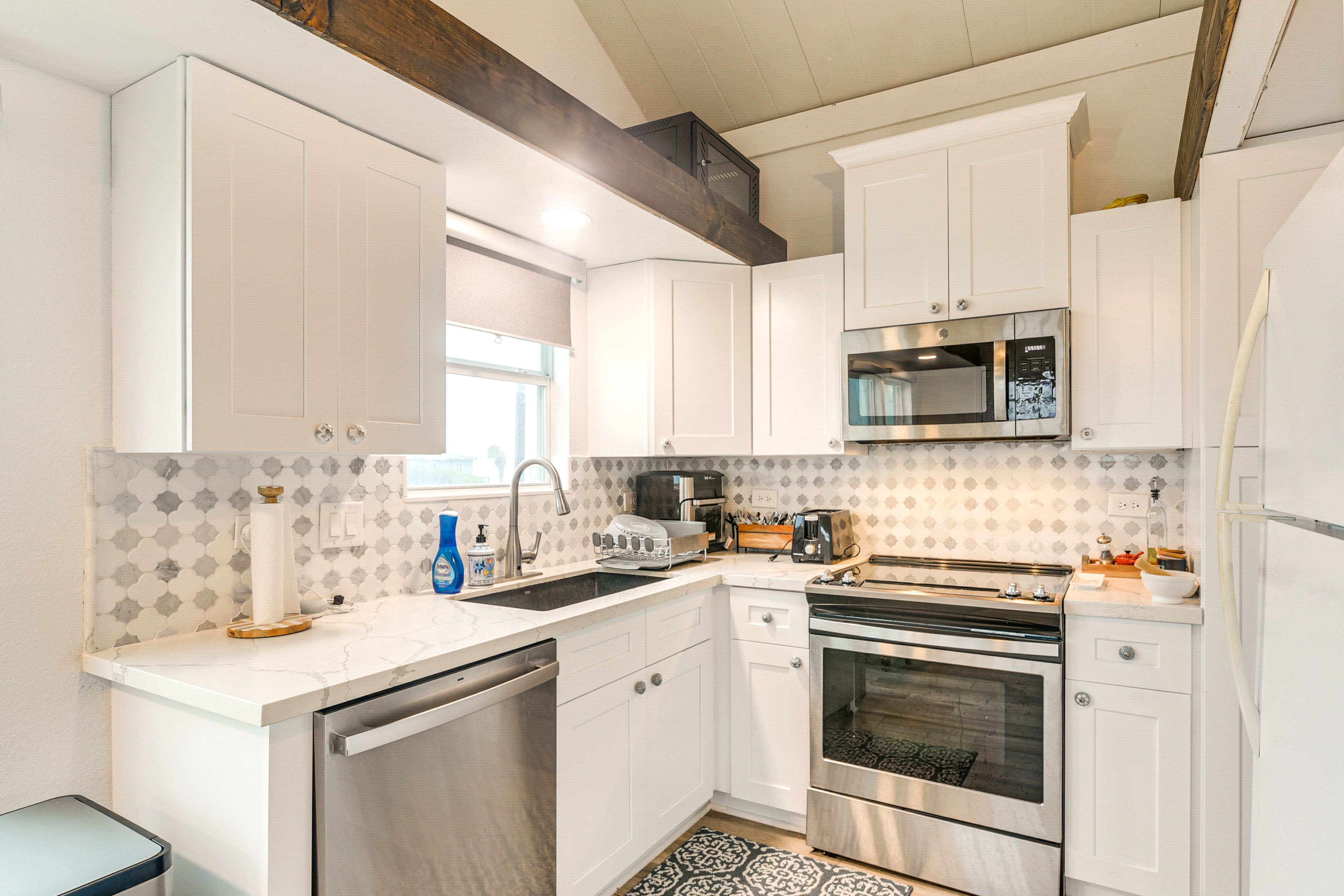 Kitchen | 1st Floor