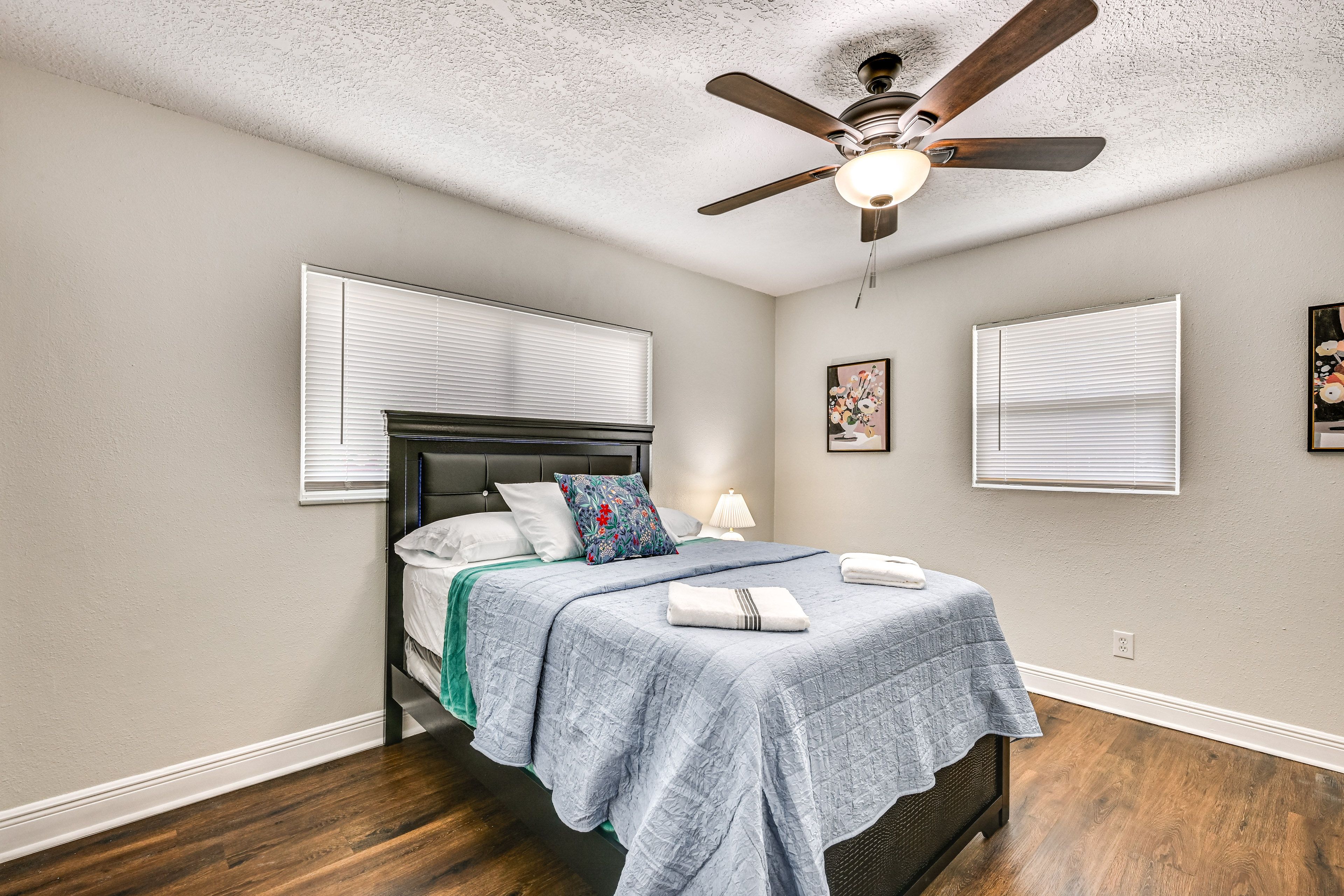 Bedroom 1 | Full Bed