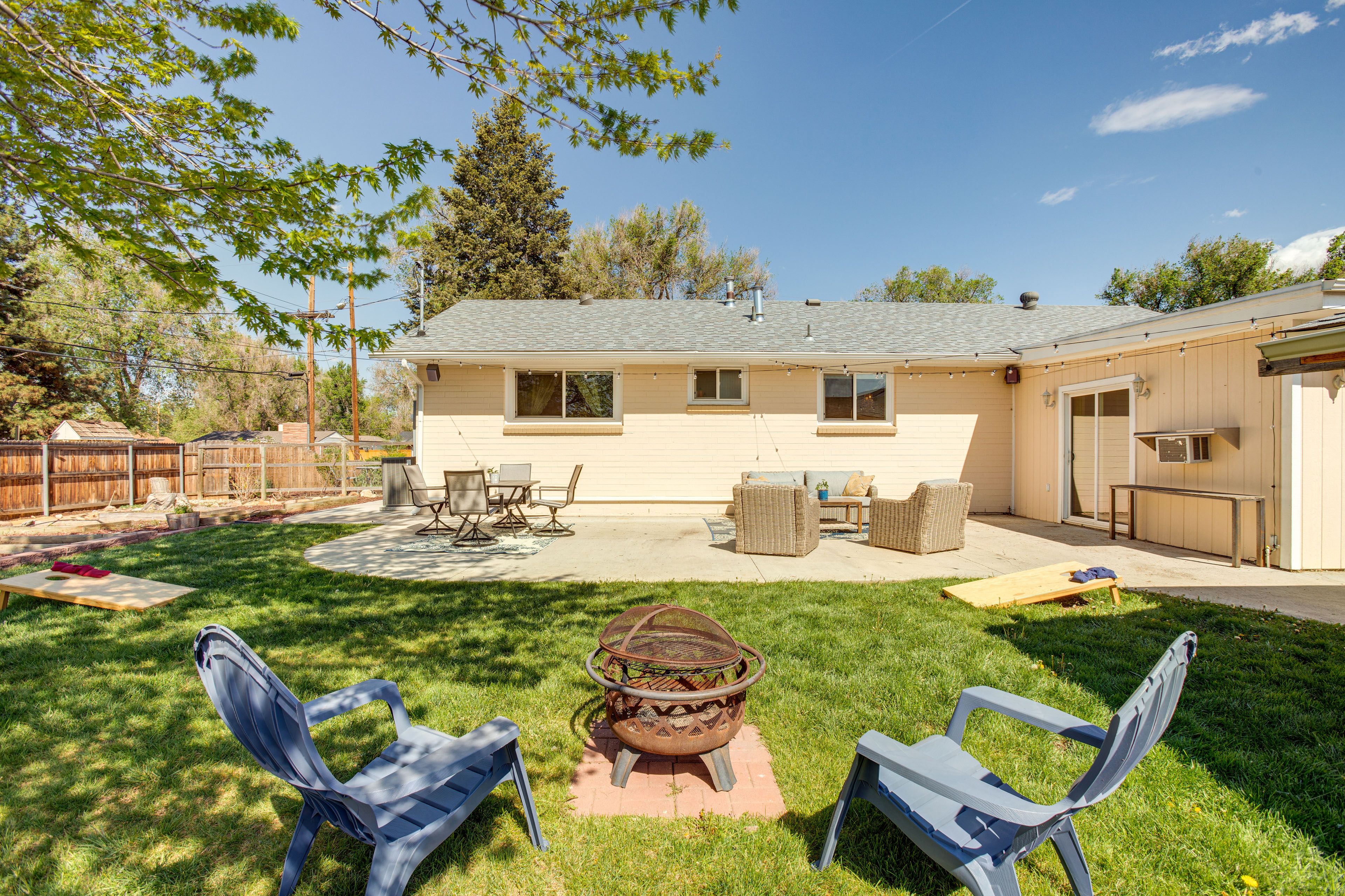 Fenced Backyard | Wood-Burning Fire Pit | Cornhole