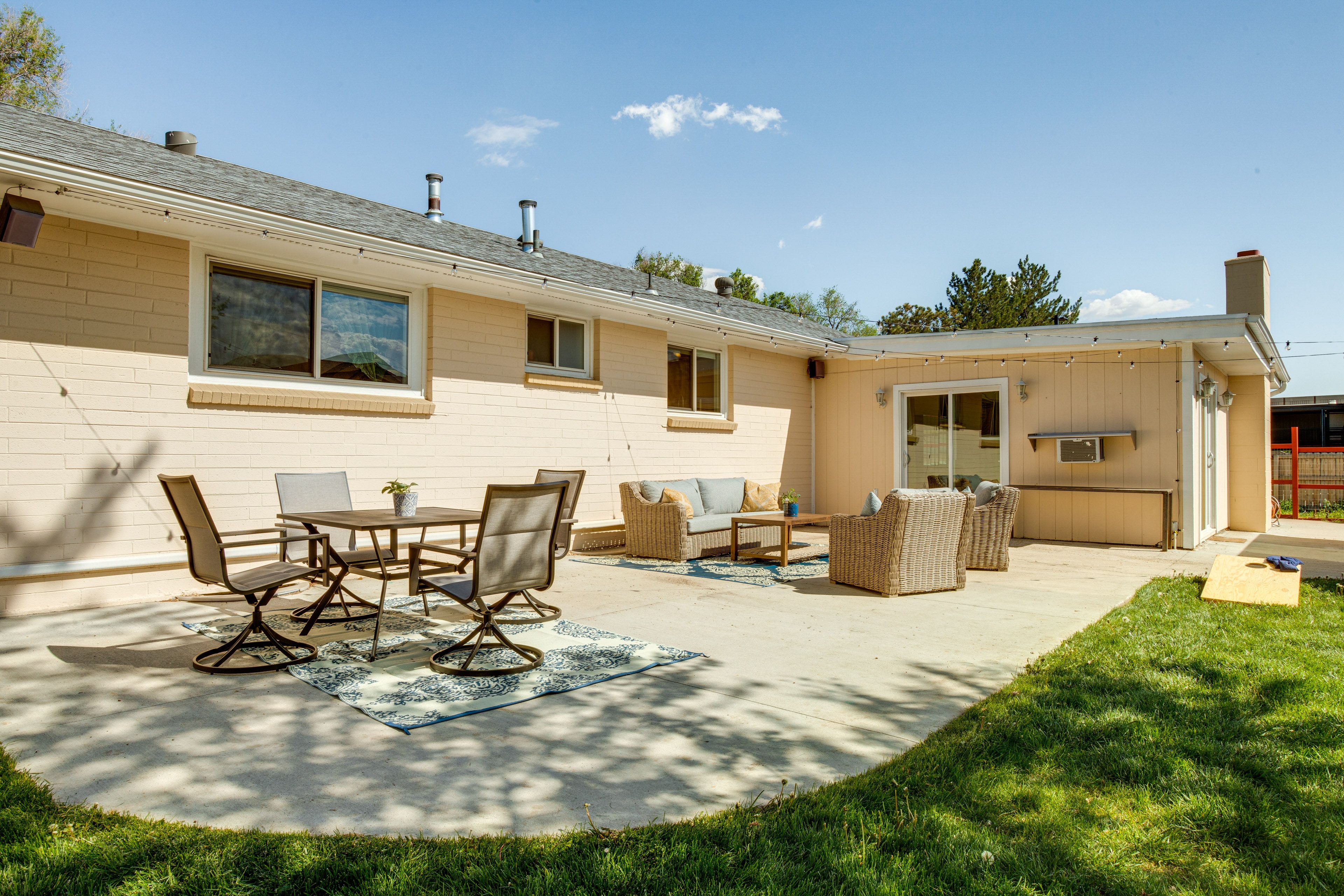 Furnished Patio