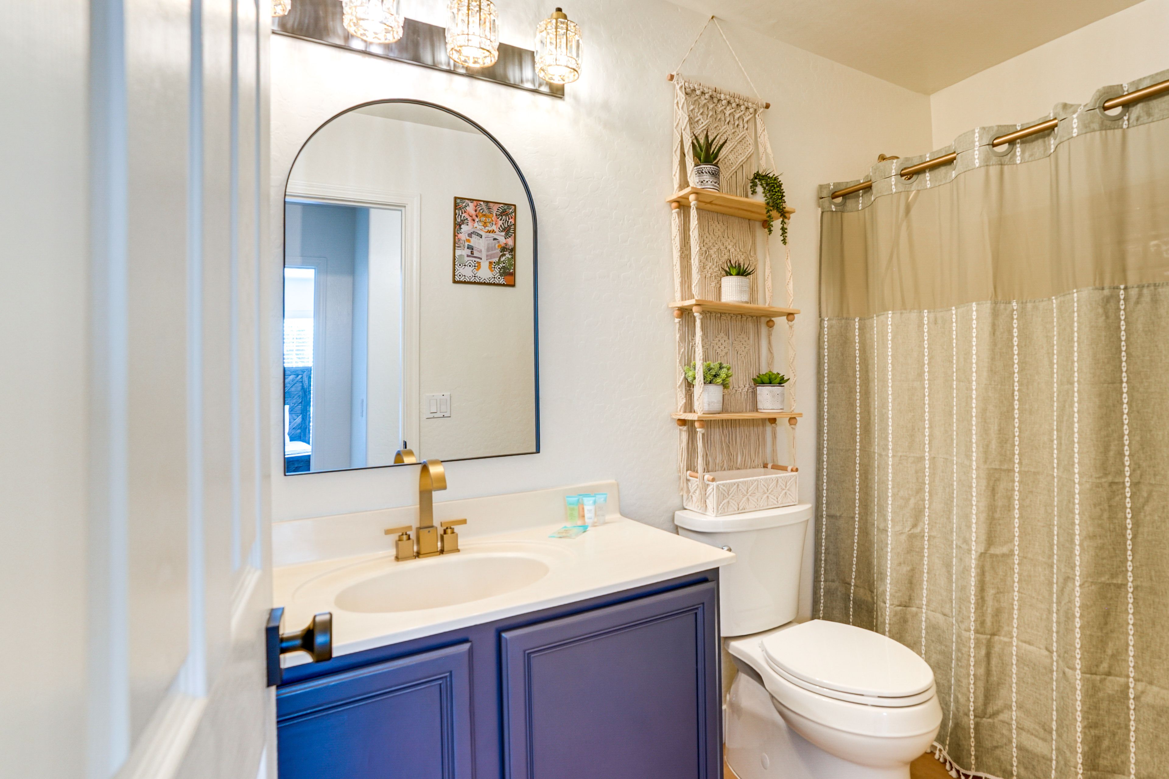 Bathroom | Towels Provided