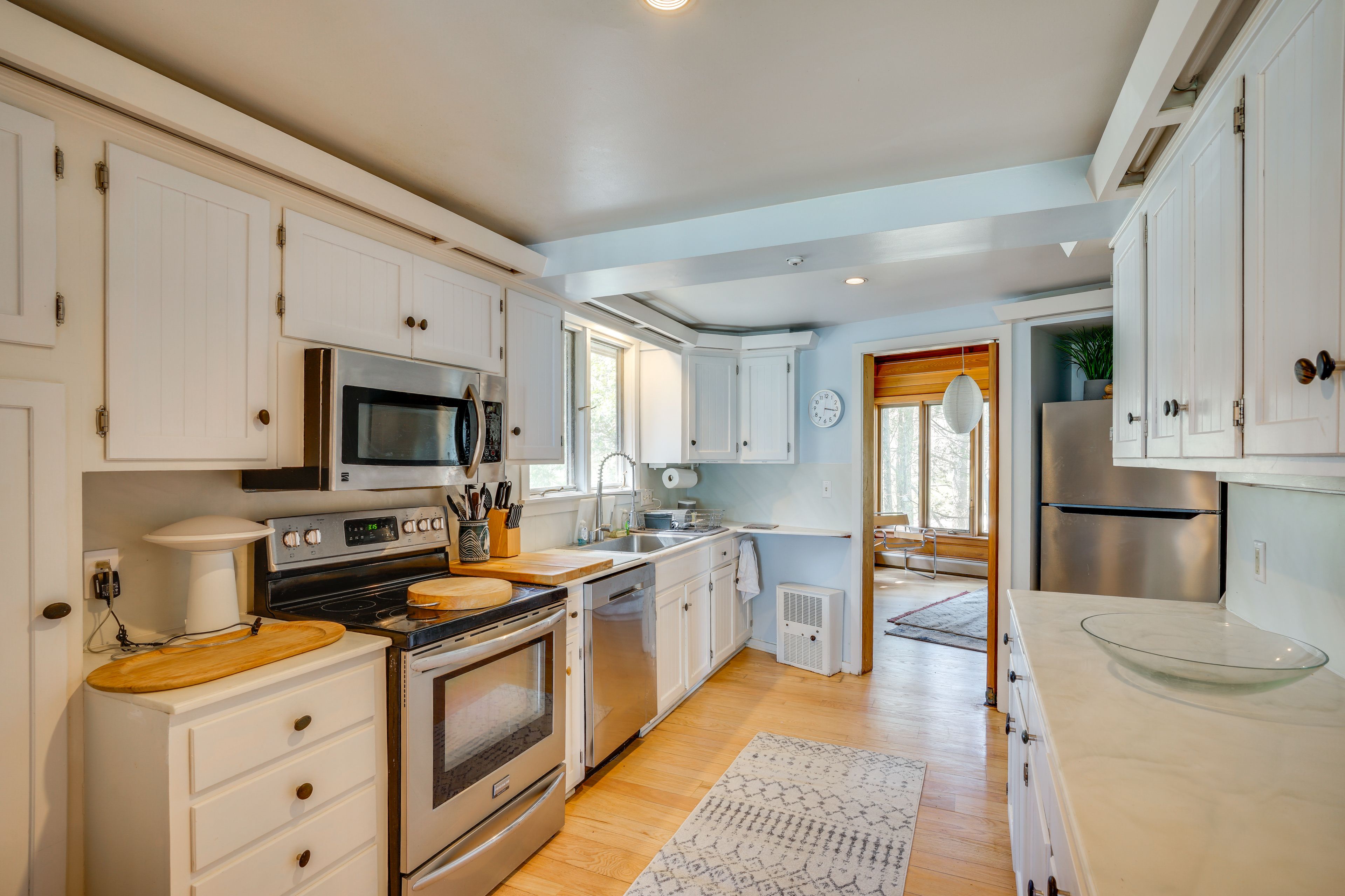 Kitchen | Main Level | Keurig | Espresso Maker | Drip Coffee Pot