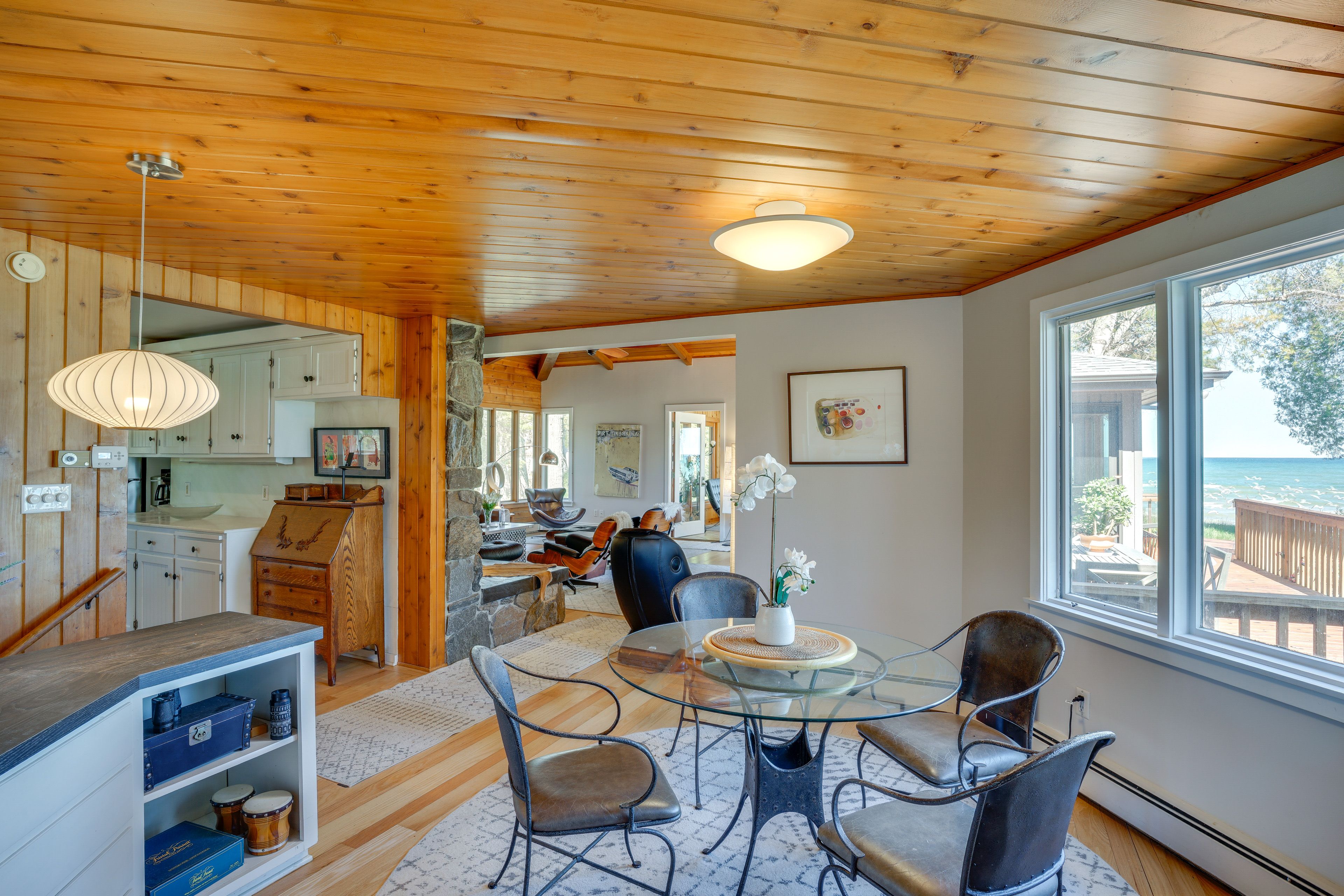 Dining Area | Main Level
