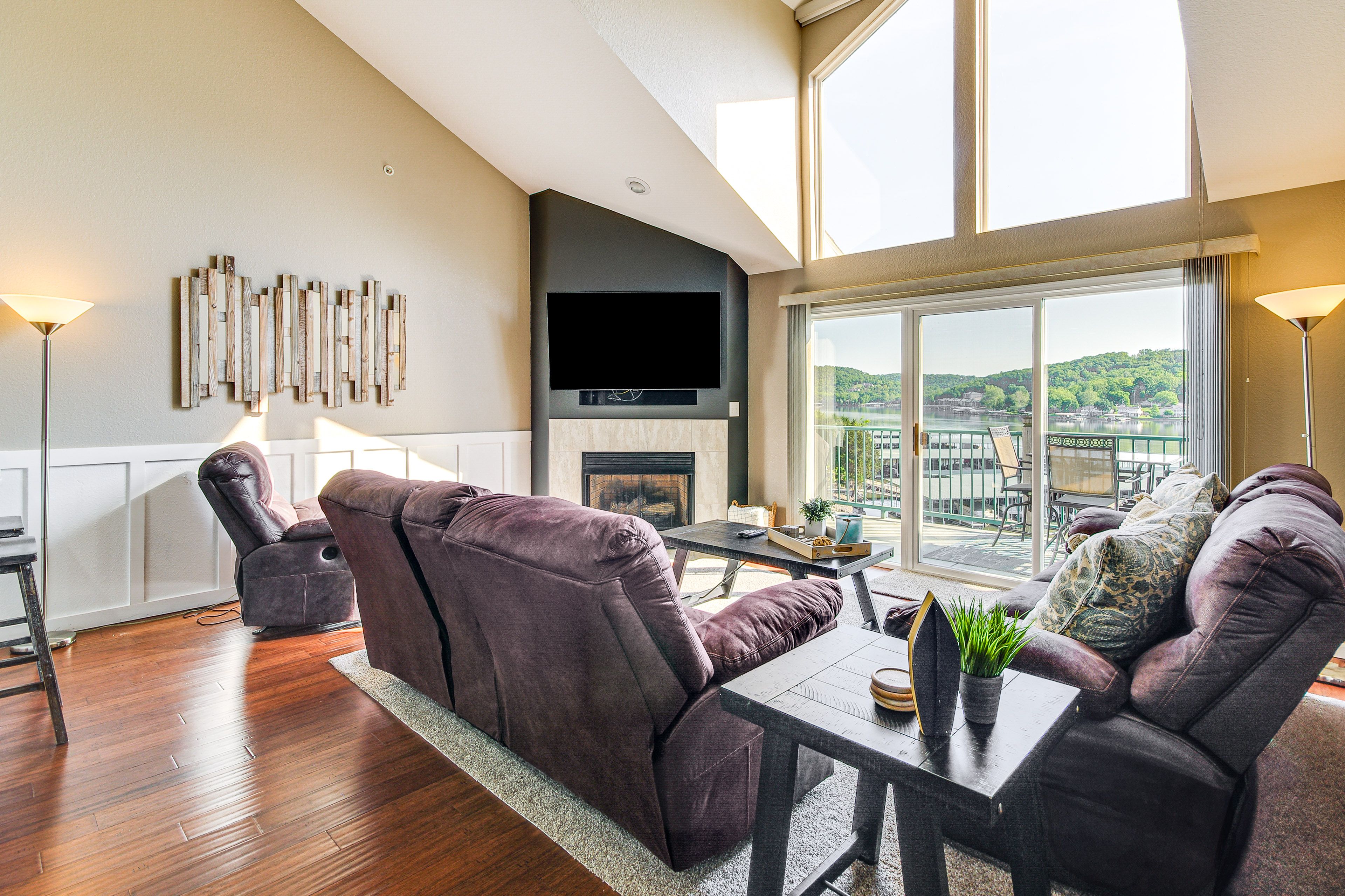 Camdenton Vacation Rental | 4BR | 2BA | Stairs Required | 1,923 Sq Ft