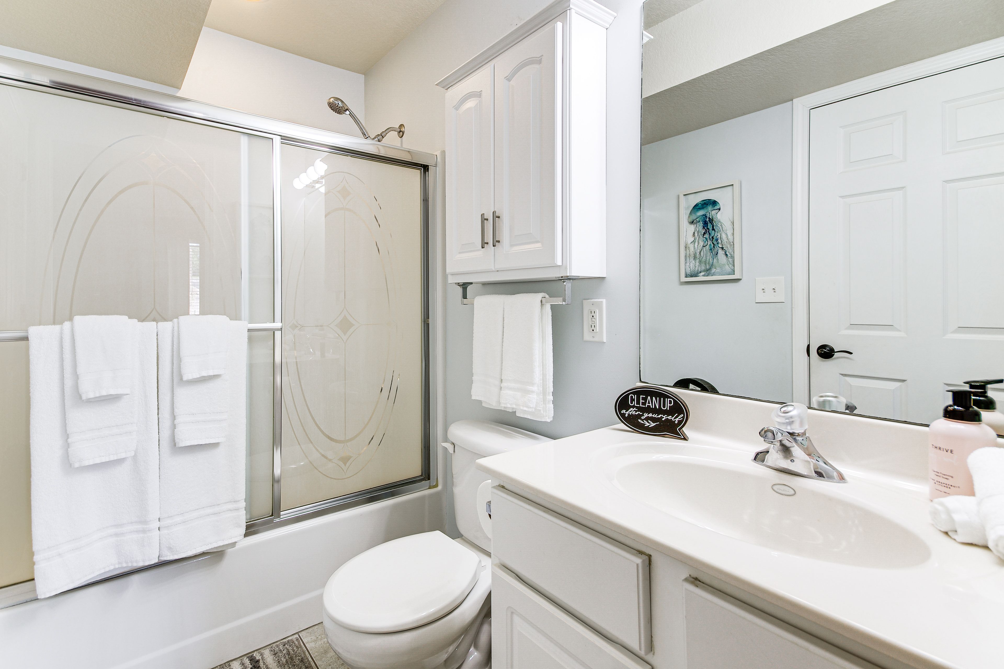 Bathroom | 1st Floor