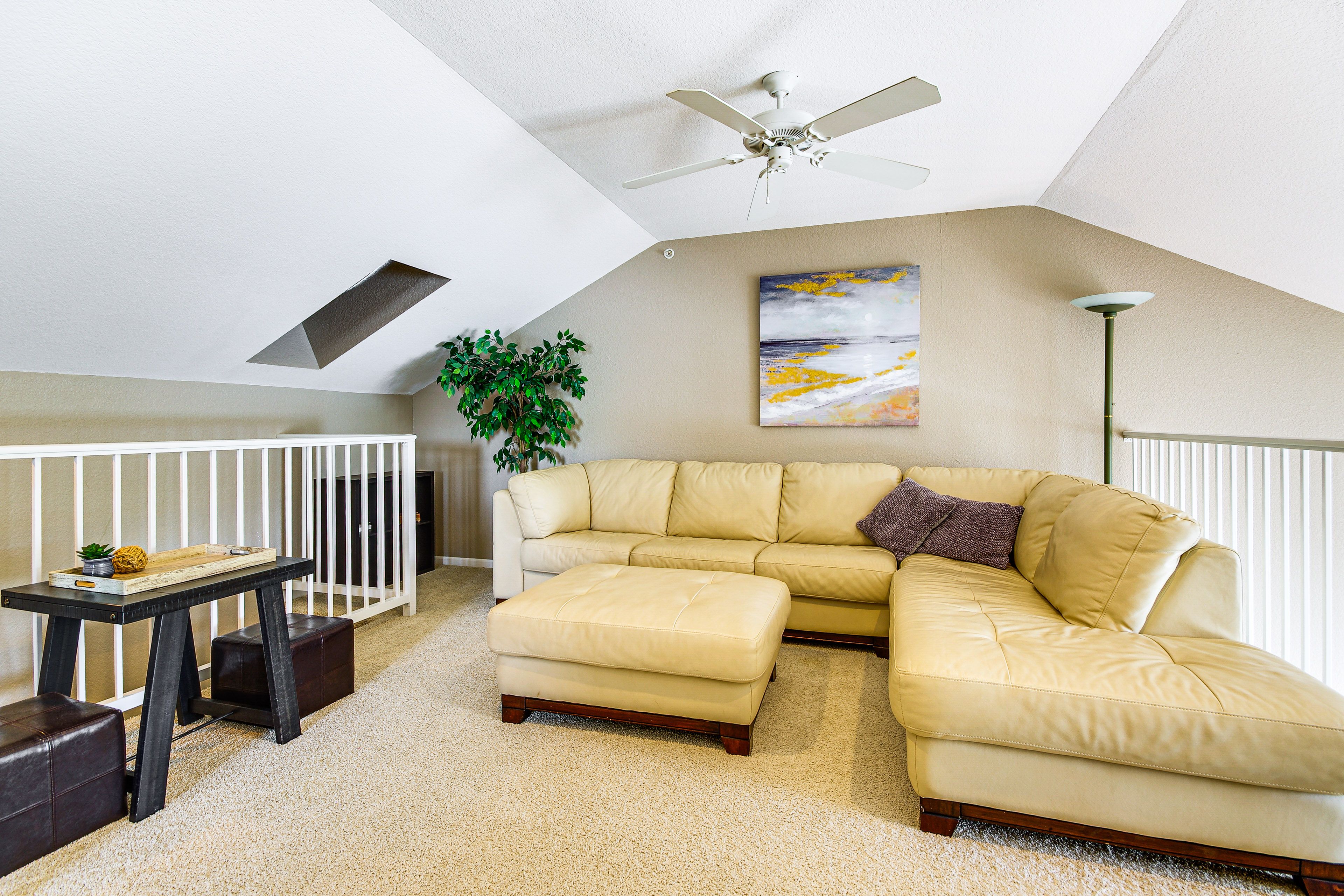 Loft Living Area | 2nd Floor