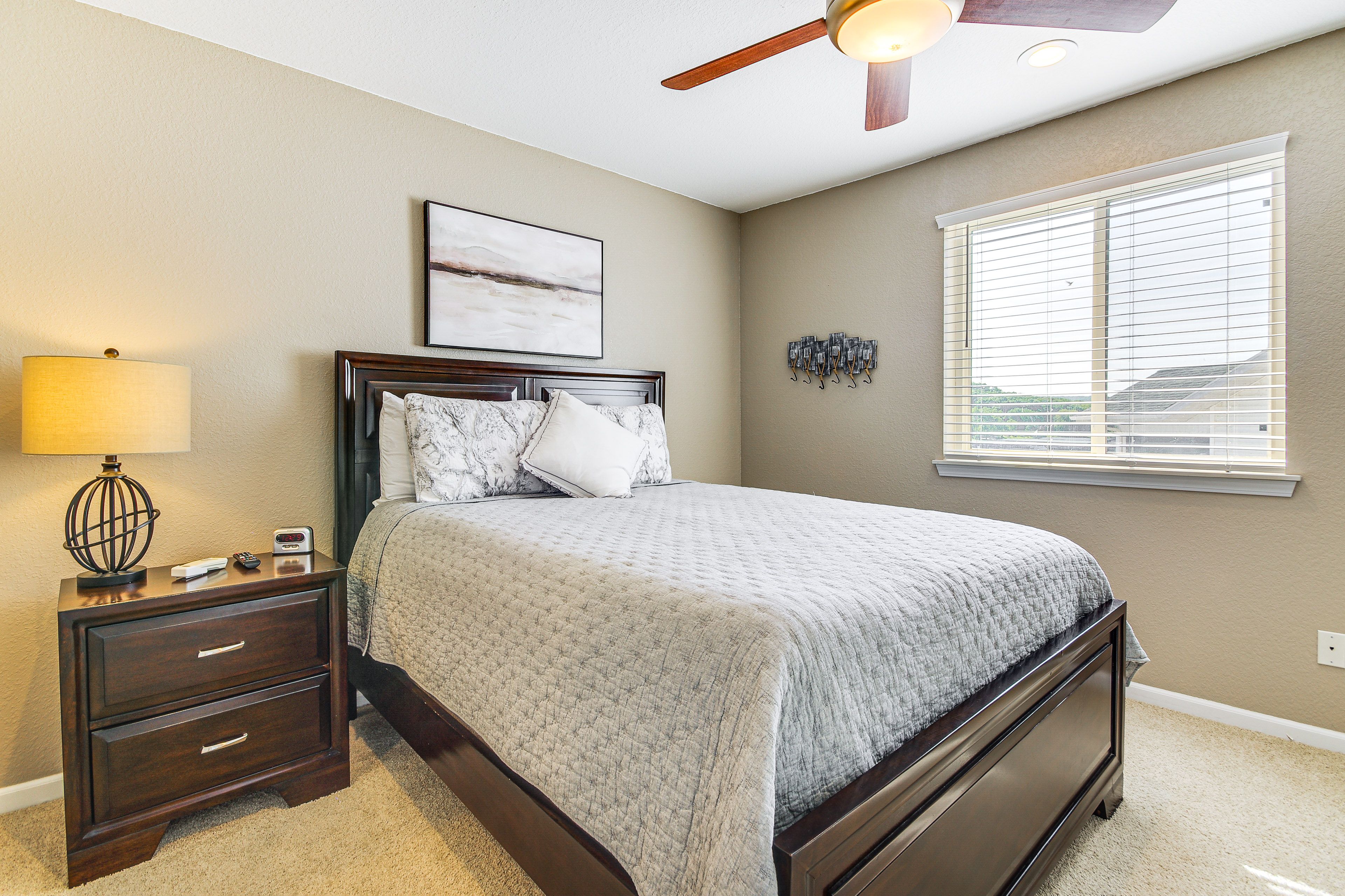 Bedroom 4 | Queen Bed | 2nd Floor