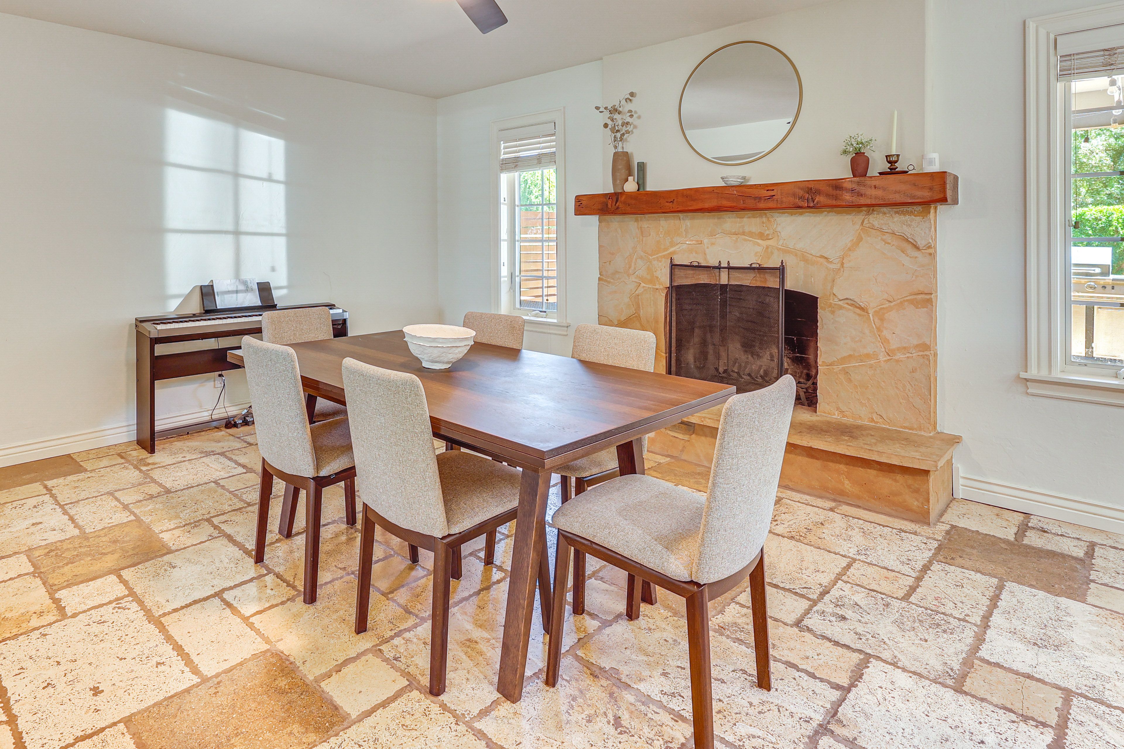 Dining Area | Electric Piano