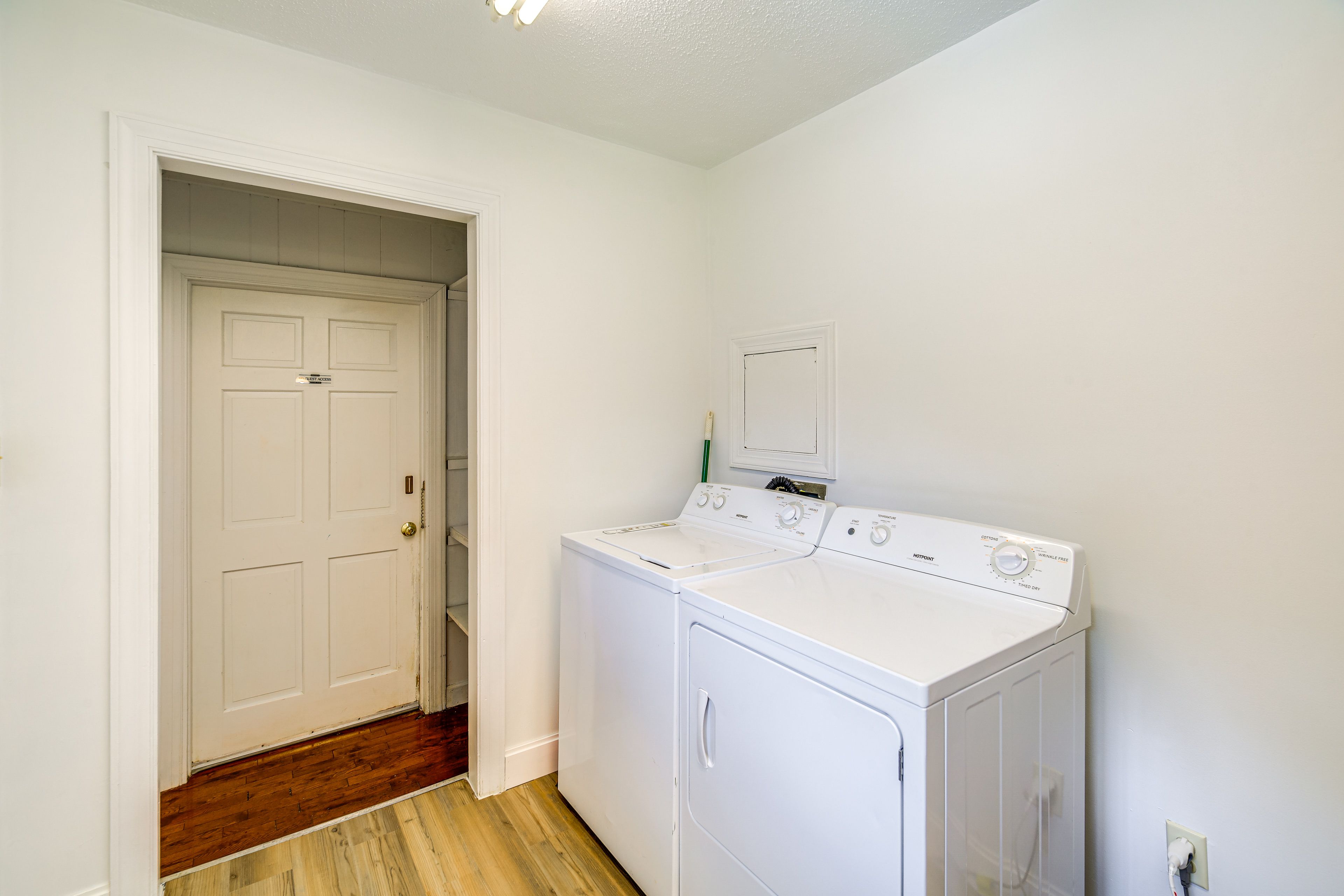 Laundry Area | Washer & Dryer