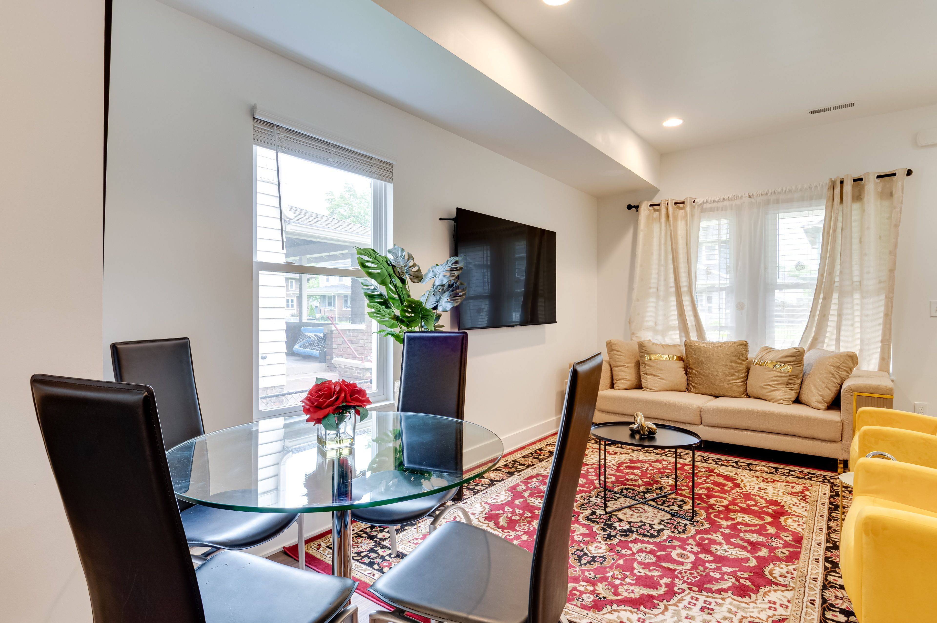 Dining Area | Dishware & Flatware Provided | 1st Floor