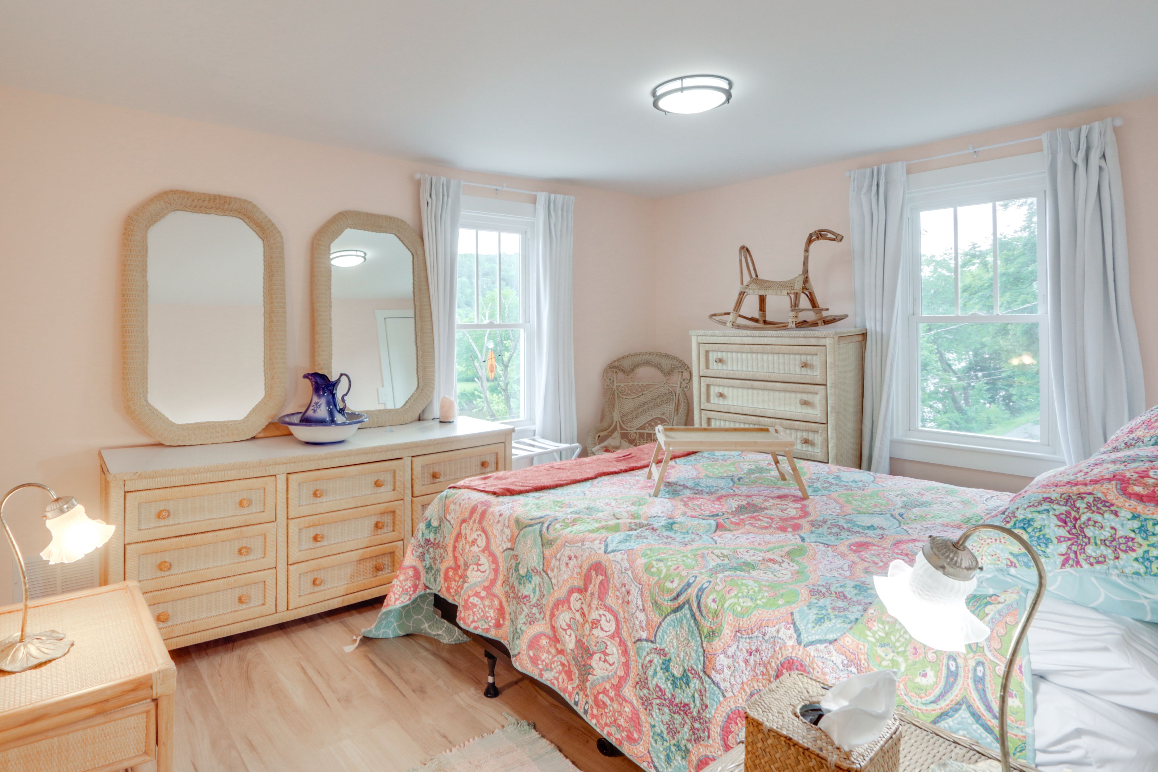 Bedroom 2 | 2nd Floor | Queen Bed