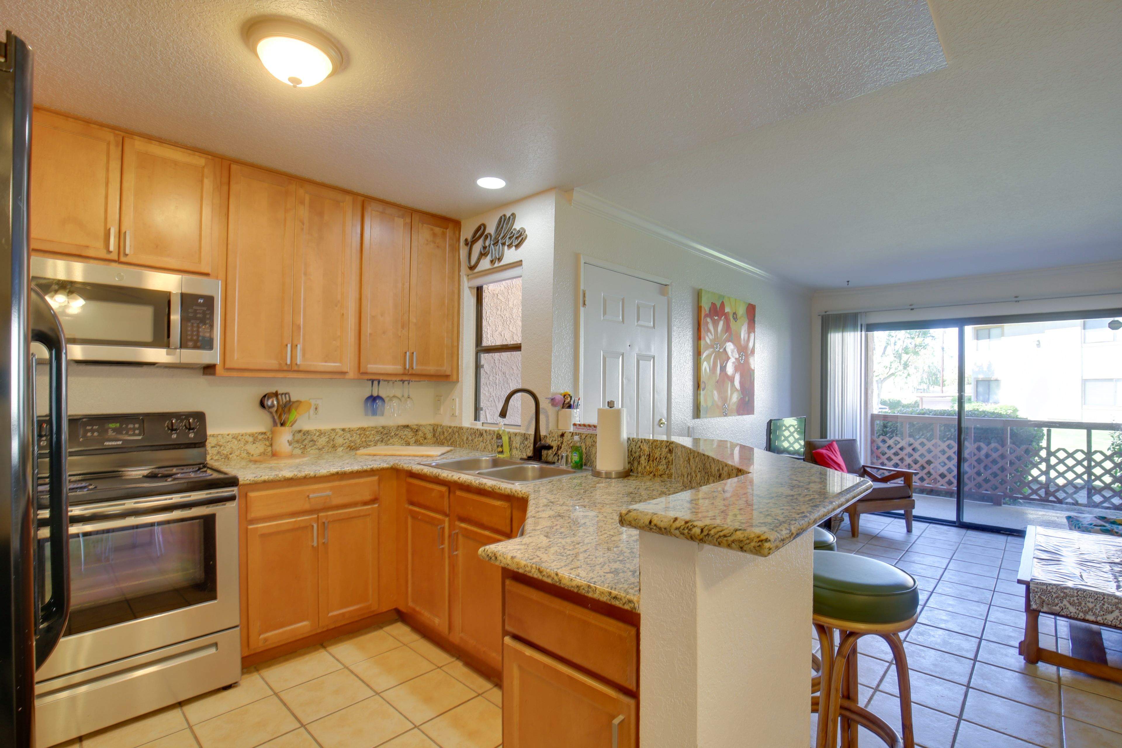 Kitchen | Drip Coffee Maker | Dishwasher | Blender