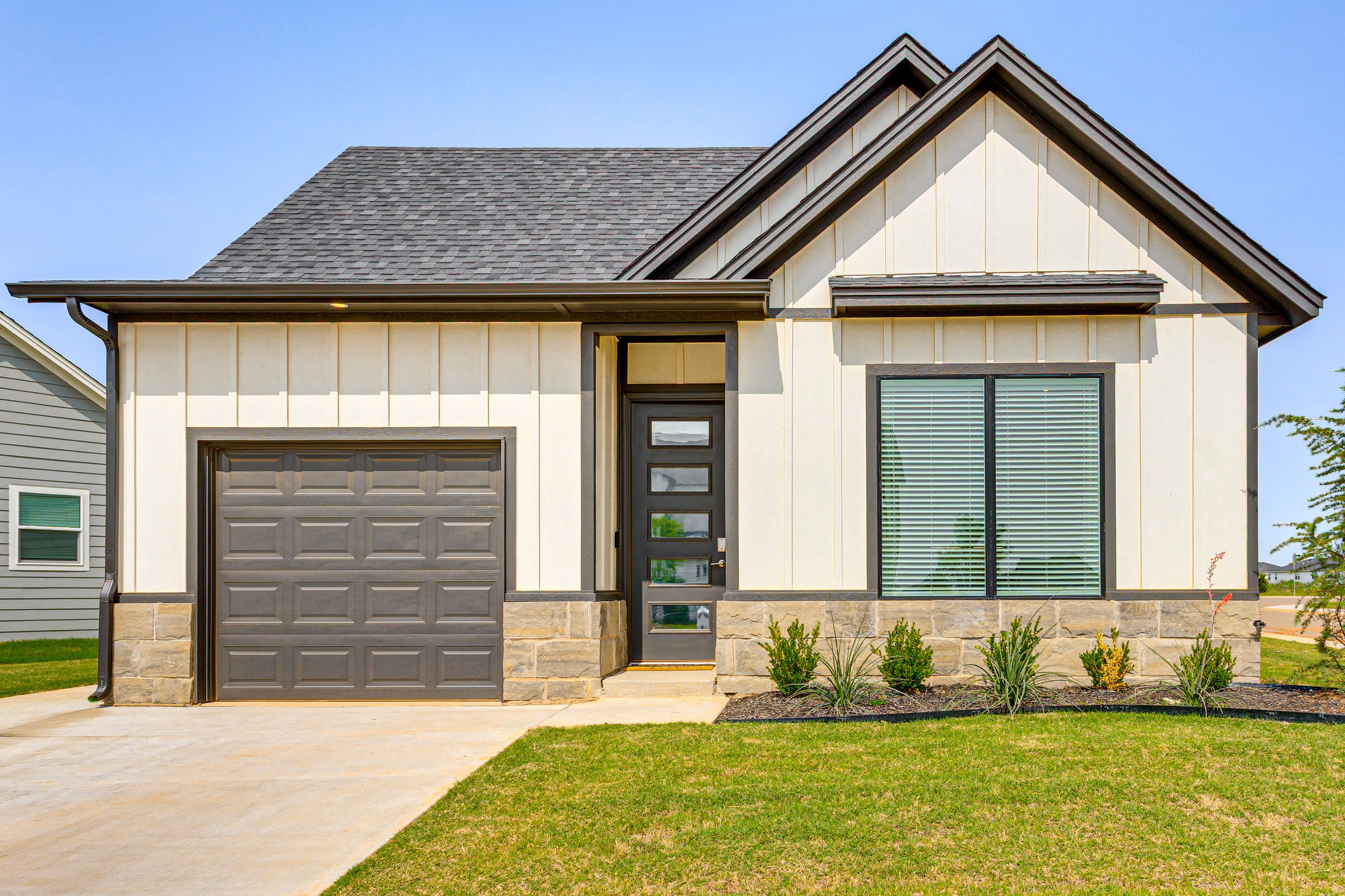 Property Exterior | Single-Story Home