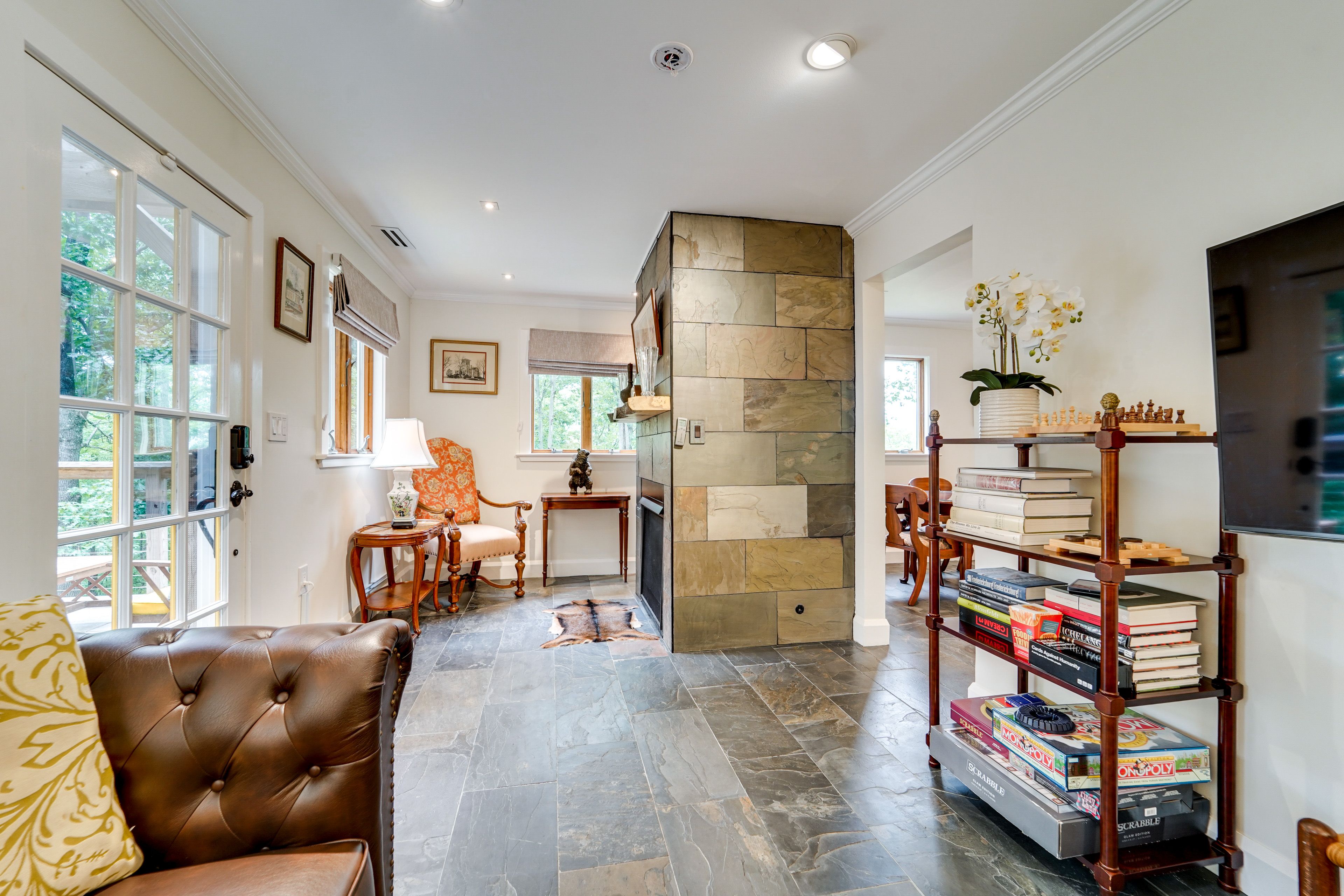 Living Room | 1st Floor | Smart TV | Gas Fireplace | Central A/C & Heat