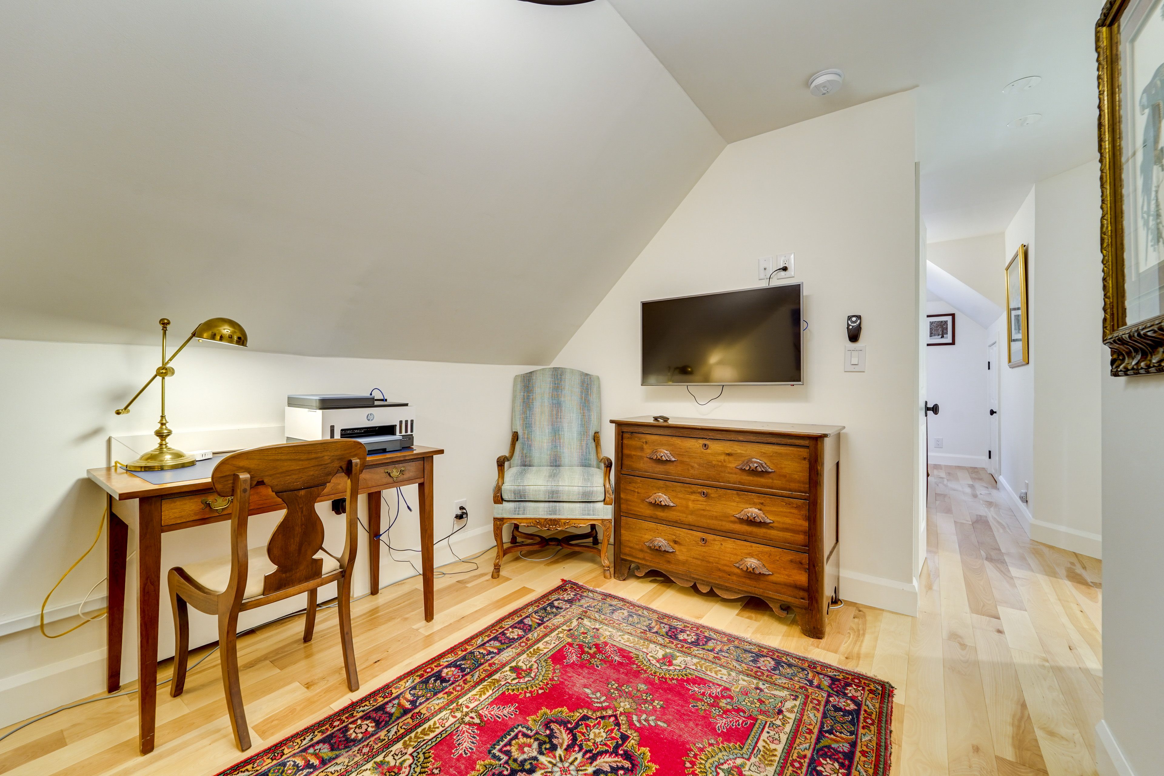 Den | 2nd Floor | Smart TV