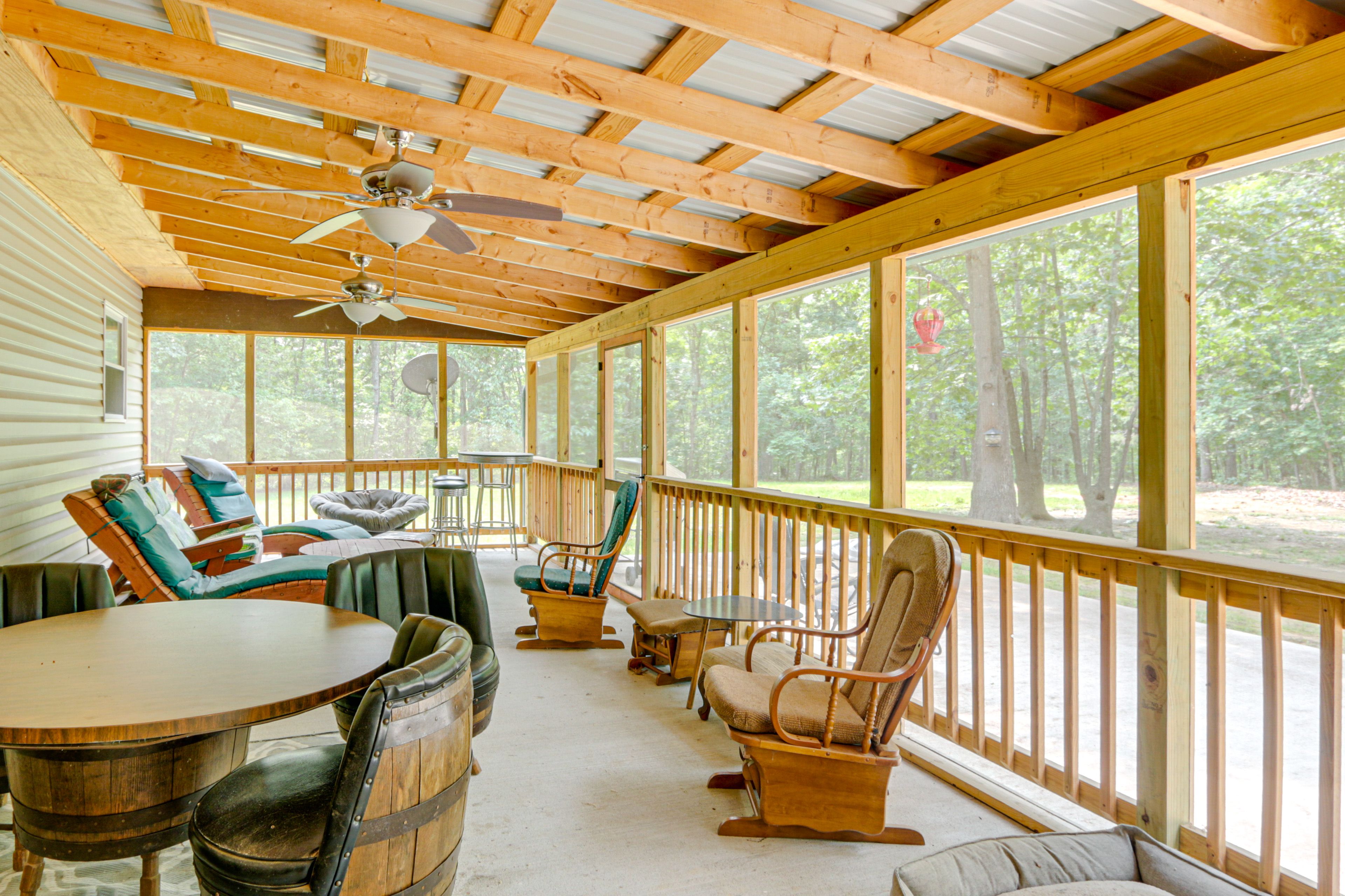 Springfield Vacation Rental | 3BR | 2BA | 1 Step to Enter | 1,500 Sq Ft
