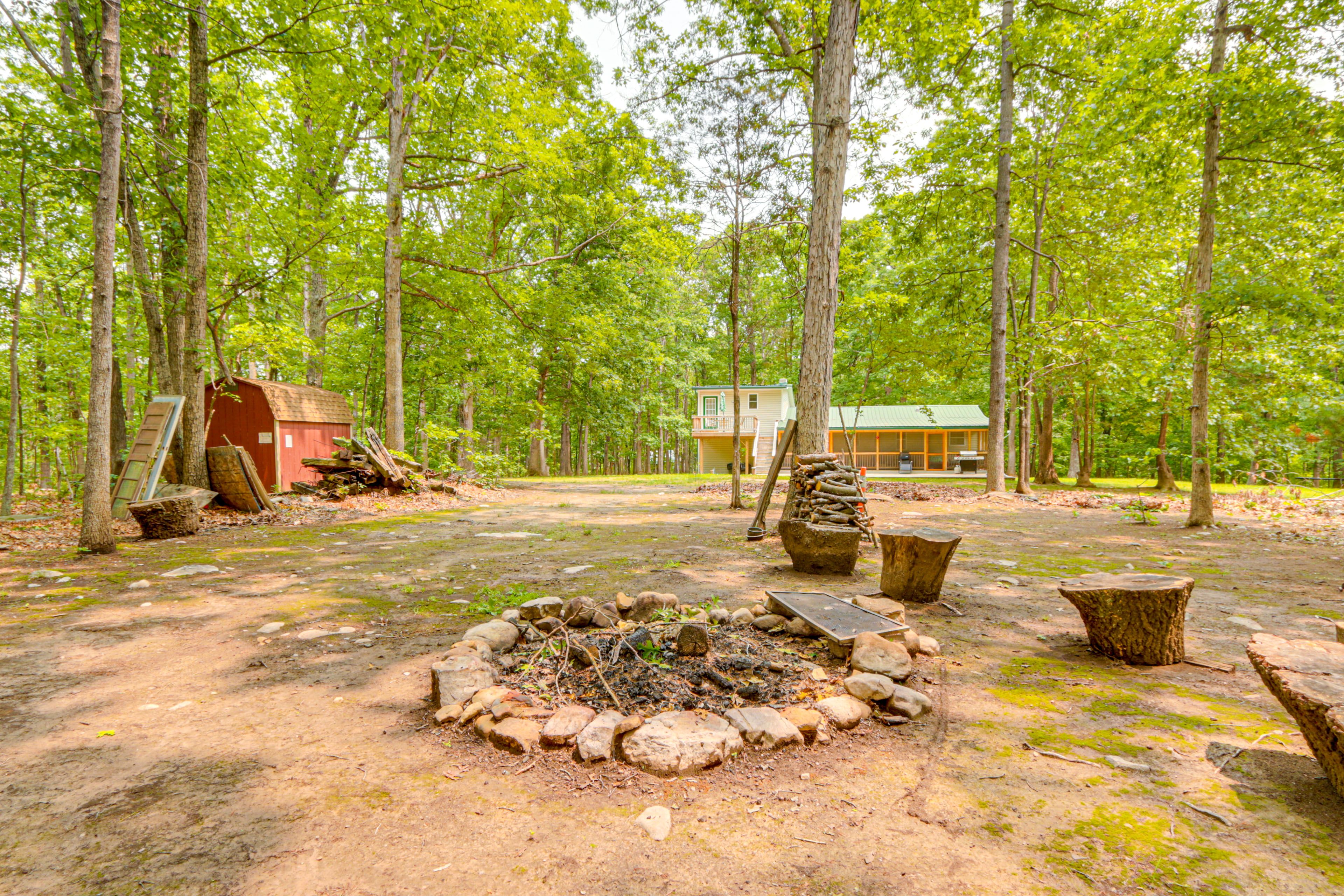 Fire Pit | 2-Story Cabin