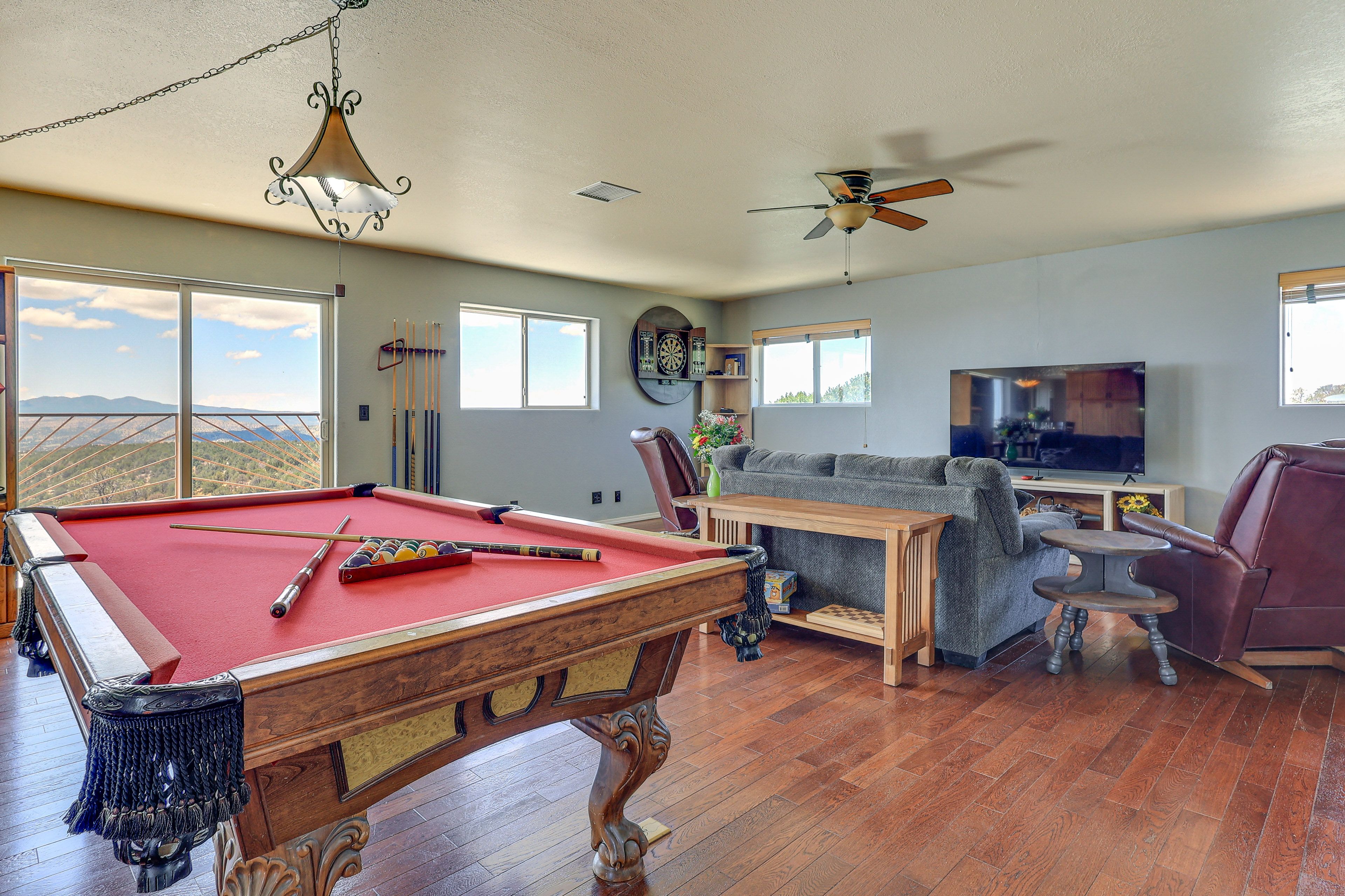 Living Space | Mountain Views | Pool Table