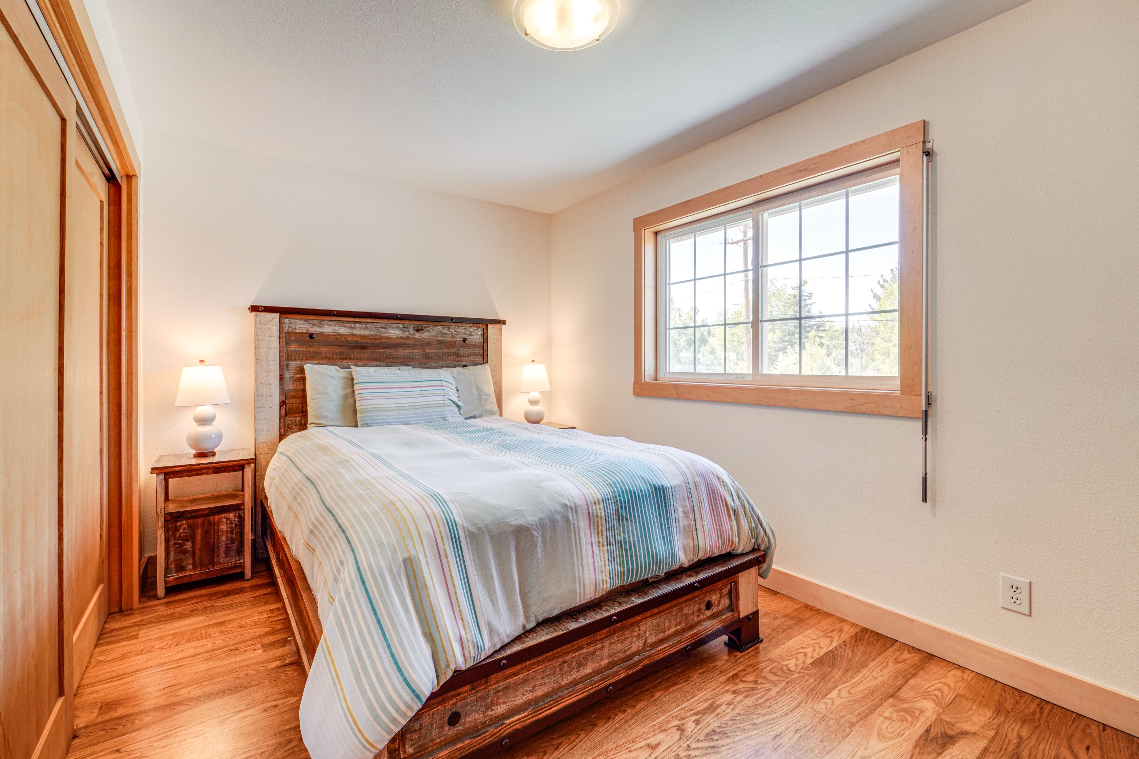 Bedroom 2 | Queen Bed | 2nd Floor