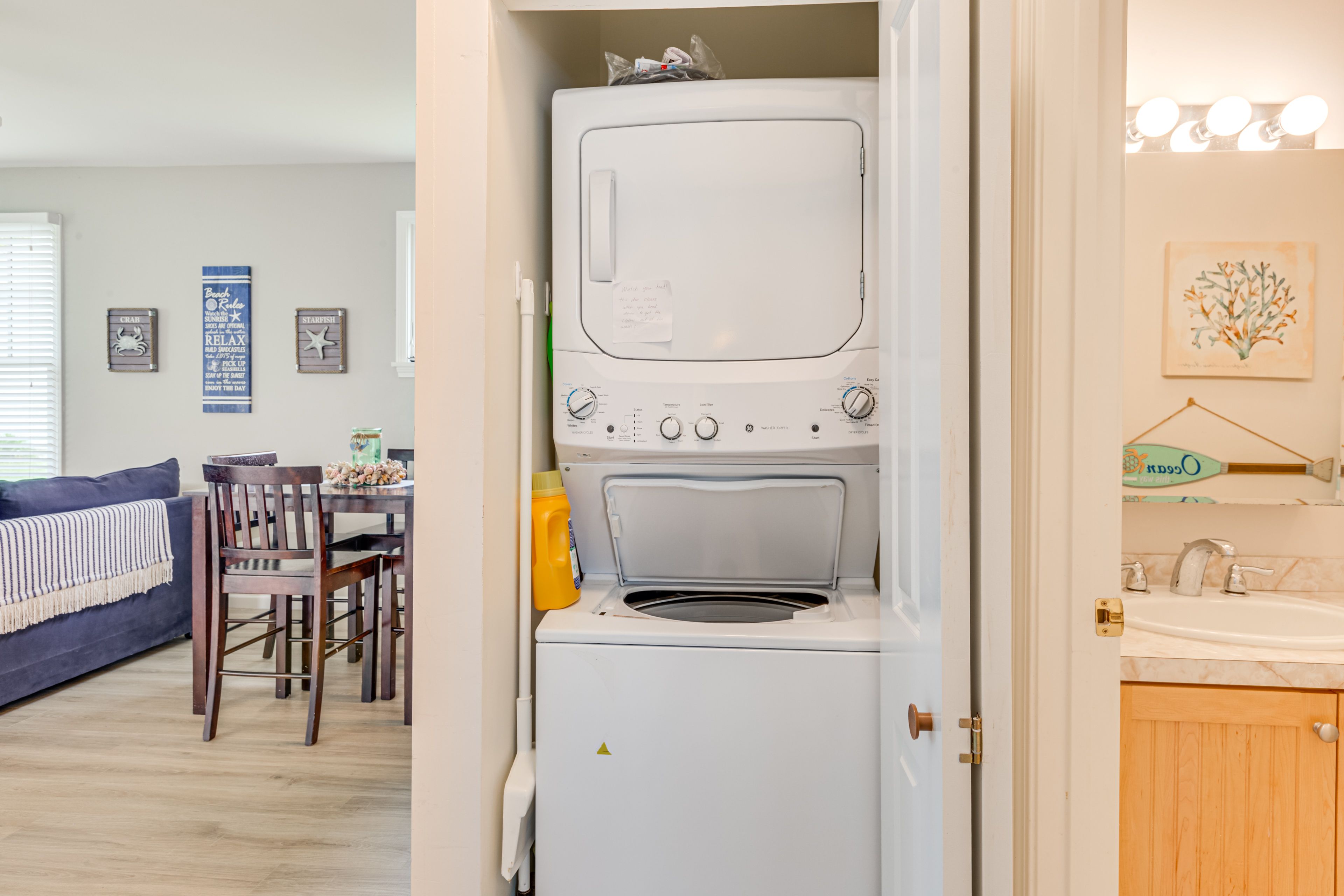 In-Unit Laundry | Washer & Dryer