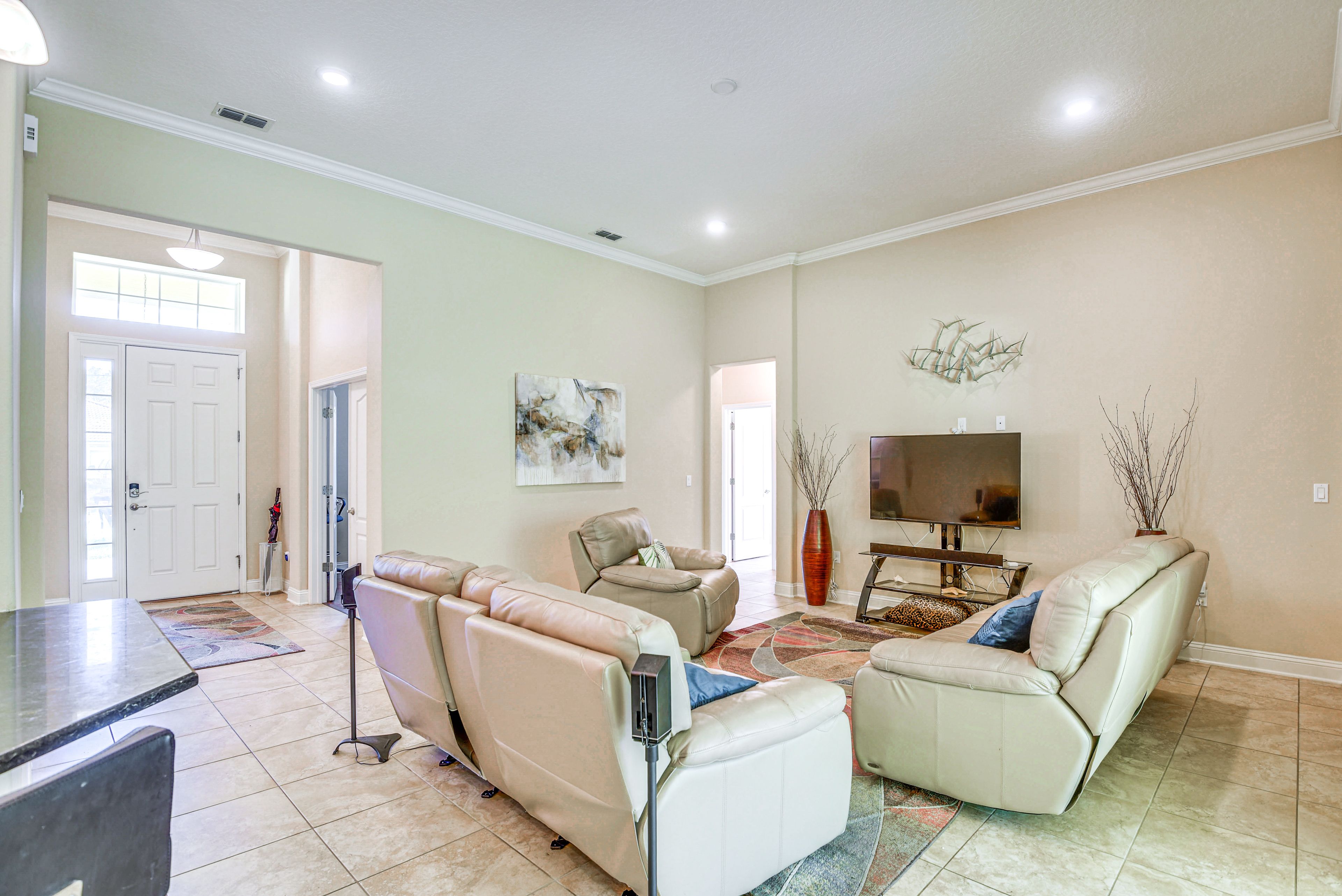 Living Room | Central A/C & Heat
