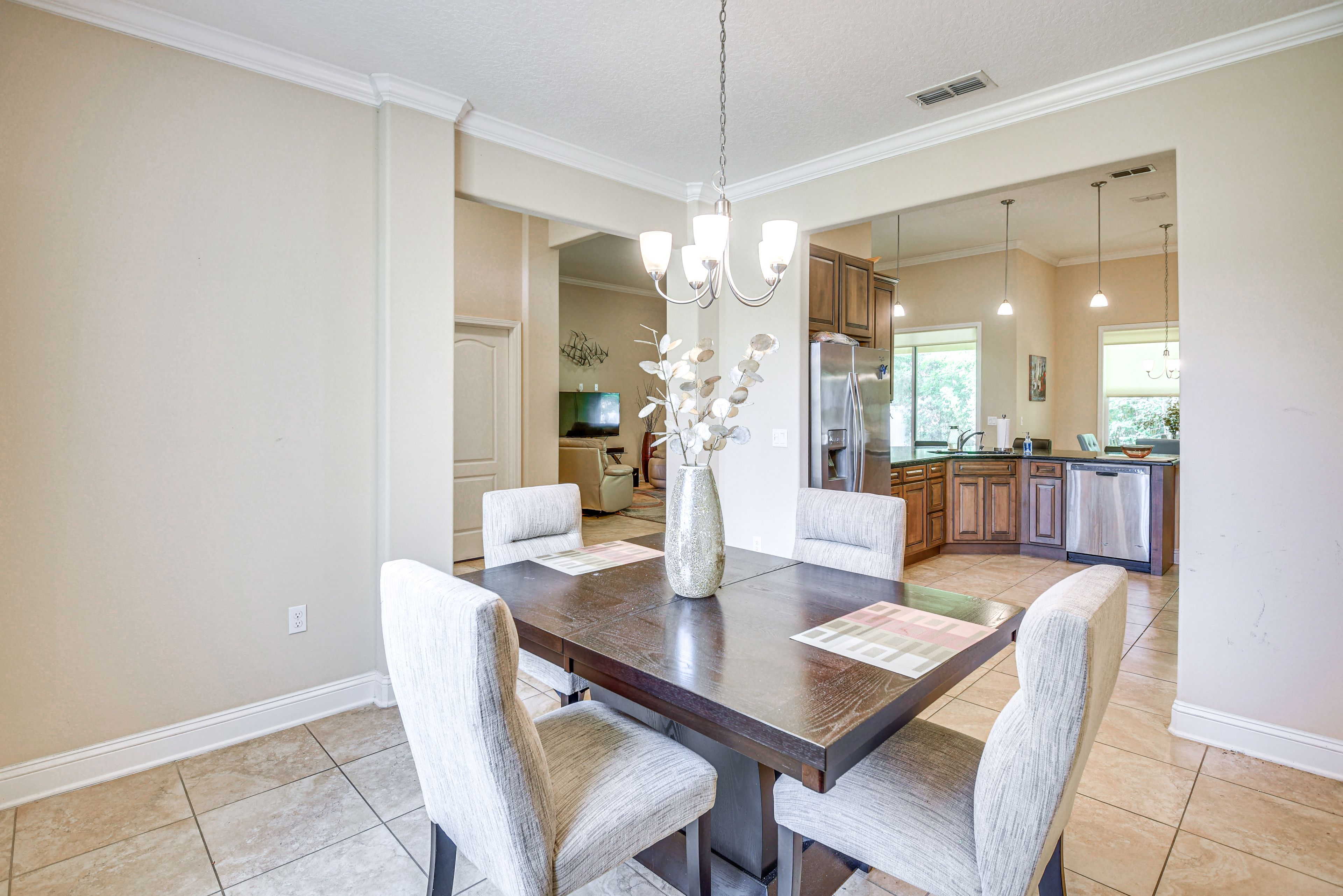 Dining Room | Dishware & Flatware