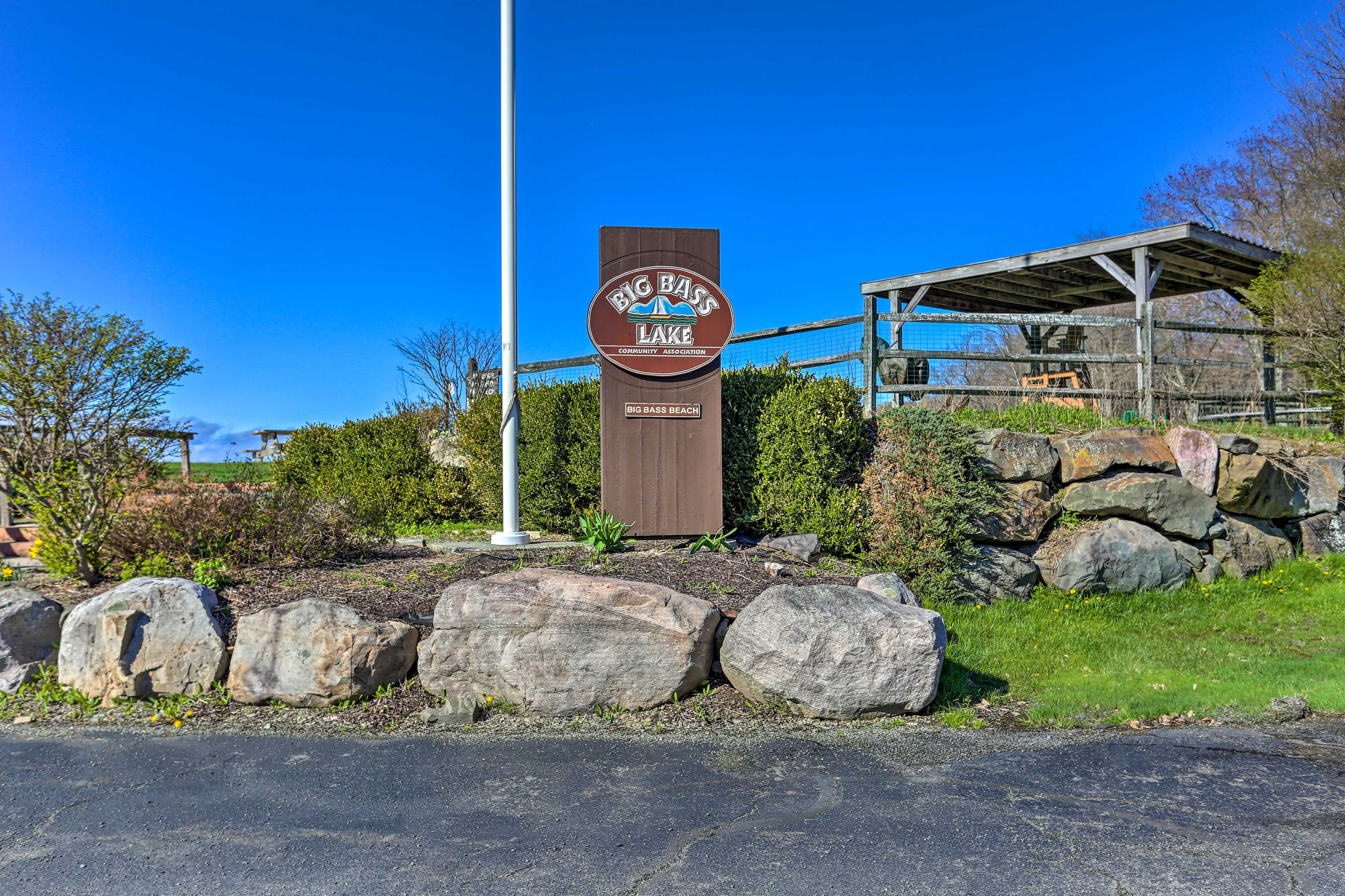 Big Bass Lake | Community Amenities